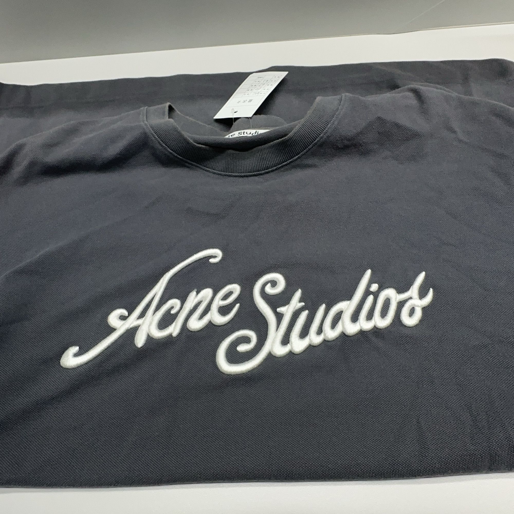 Acne Studios Acne Studios Embroidered Logo Long Sleeve T-Shirt XXL Size US XXL / EU 58 / 5 - 10 Thumbnail