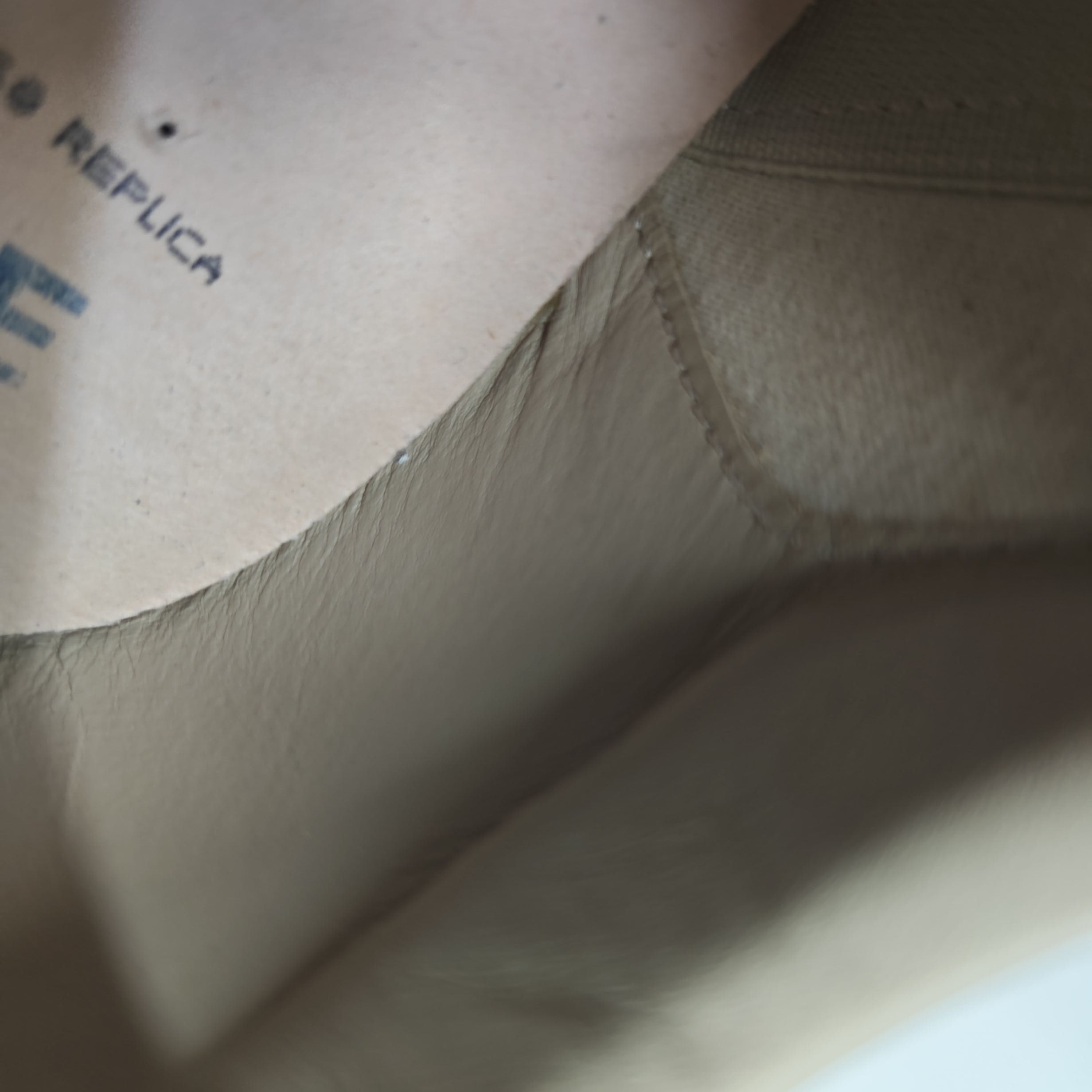 Maison Margiela Maison Margiela Replica Low-Top Sneakers Size 39 Size US 9 / IT 39 - 10 Thumbnail