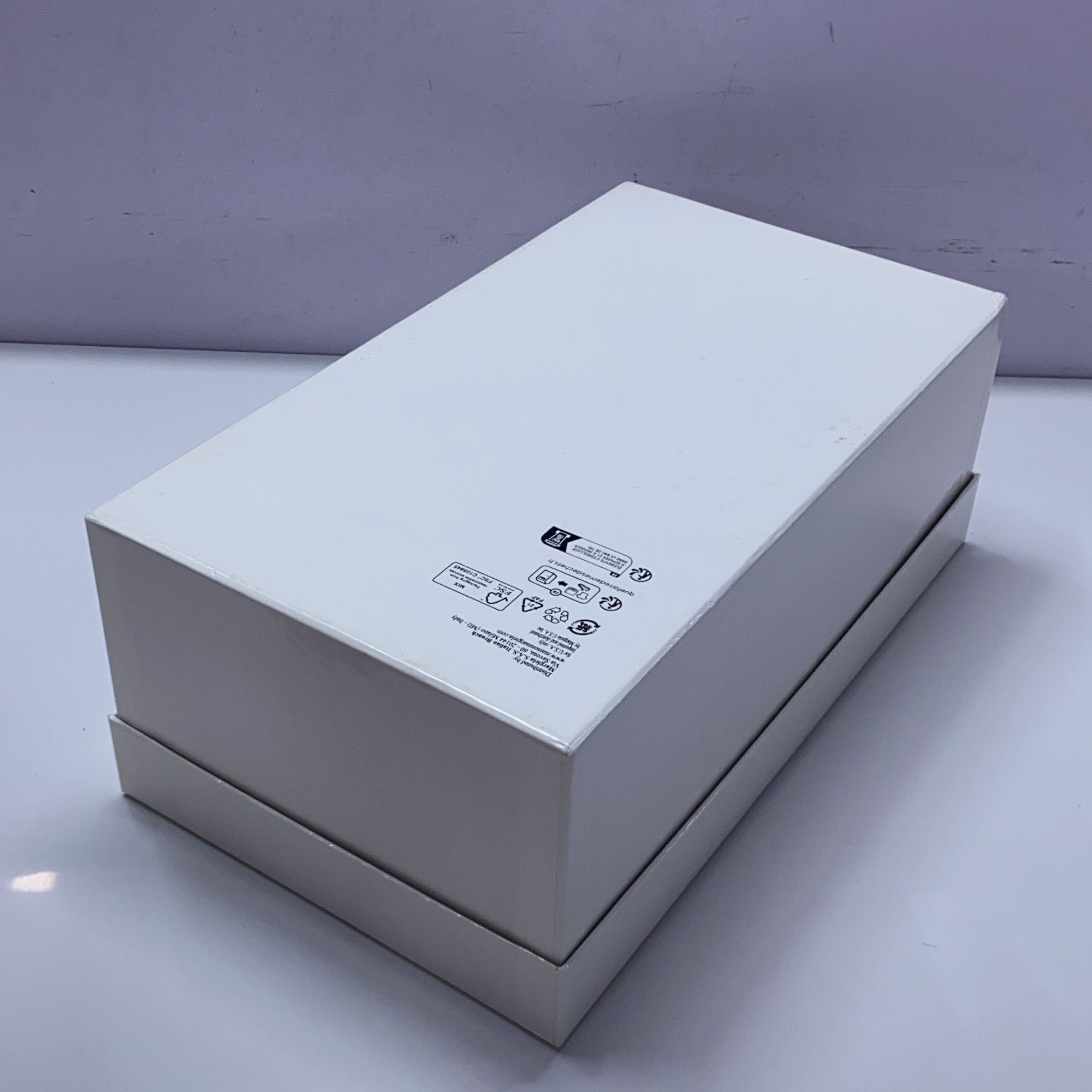 Maison Margiela Maison Margiela Replica Low-Top Sneakers Size 39 Size US 9 / IT 39 - 12 Thumbnail