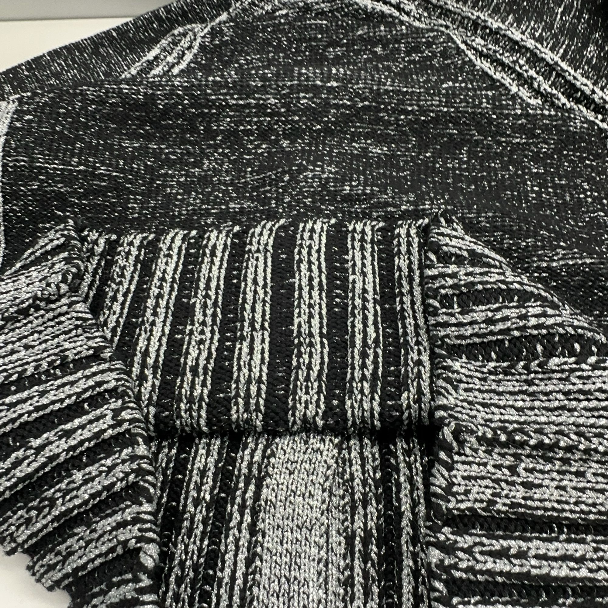 MM6 MM6 Maison Margiela Metallic Knit Cardigan XS Size XS / US 0-2 / IT 36-38 - 8 Thumbnail