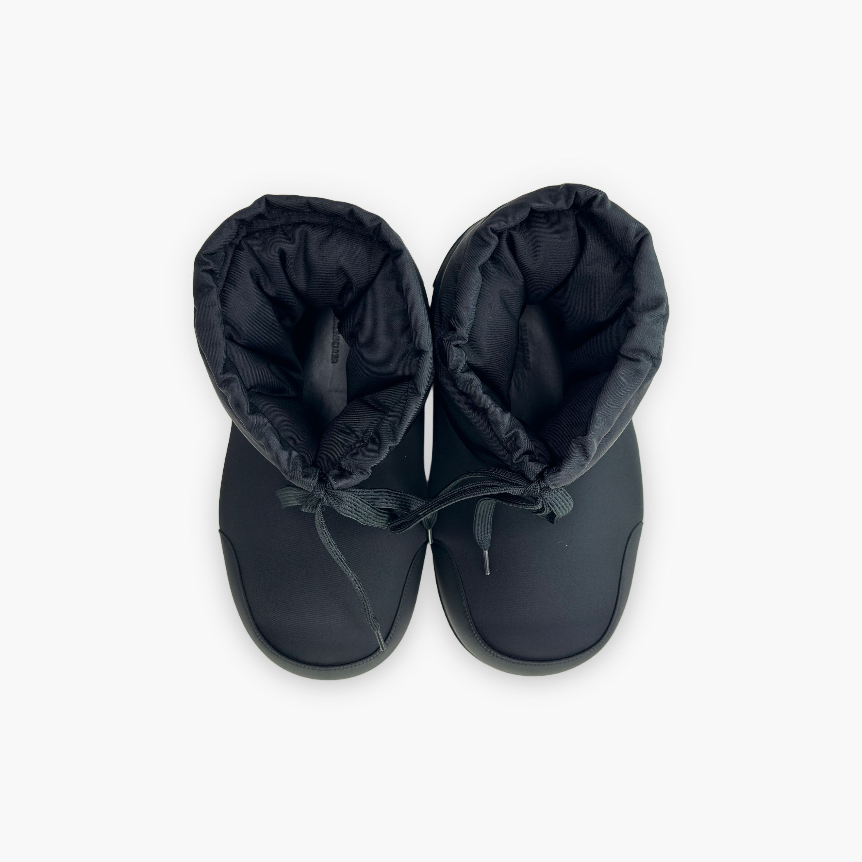 Balenciaga Balenciaga Alaska Boots Size 37 Size US 7 / IT 37 - 9 Thumbnail