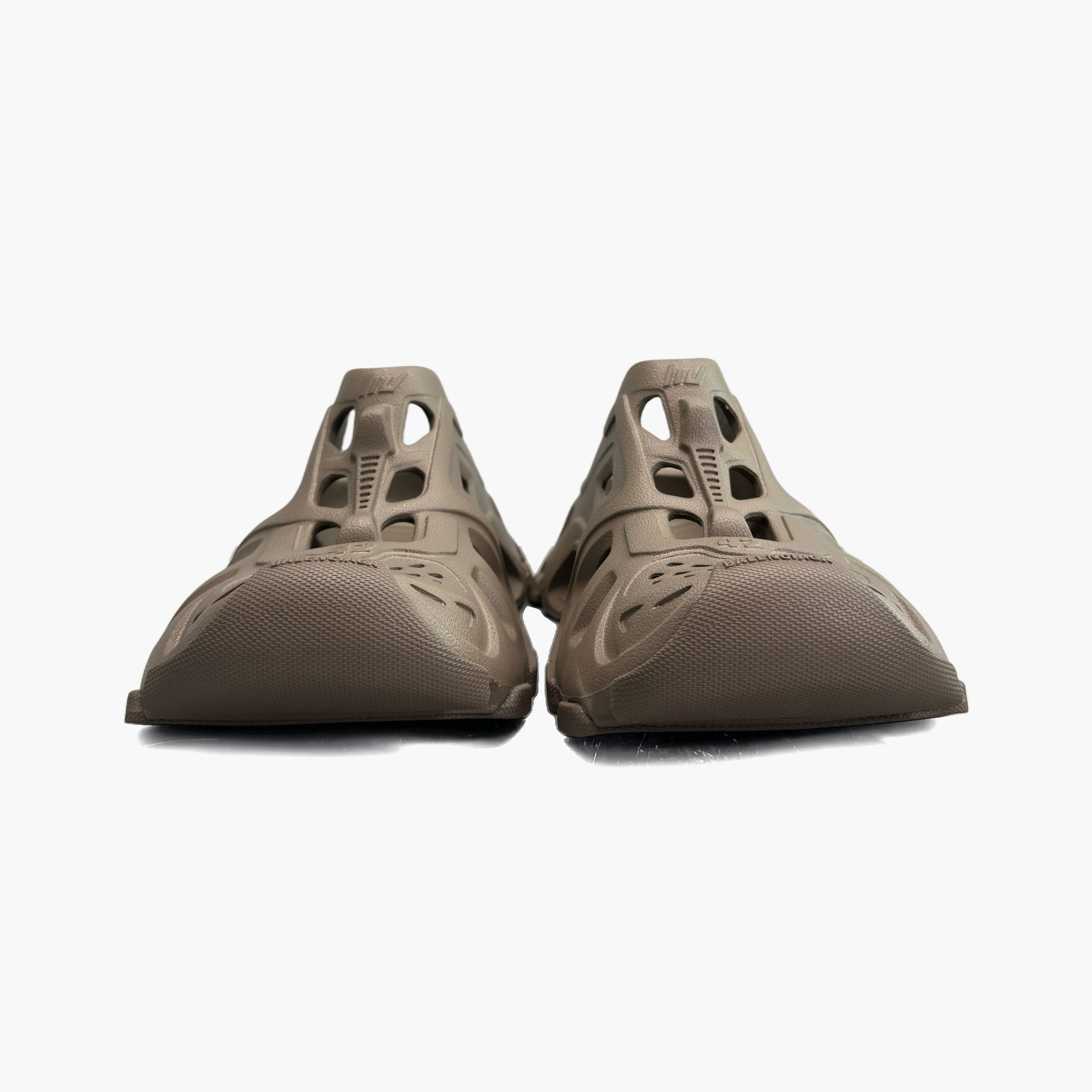 Balenciaga Balenciaga Molded Clog Sandals Brown Size 9 Size US 9 / EU 42 - 5 Thumbnail