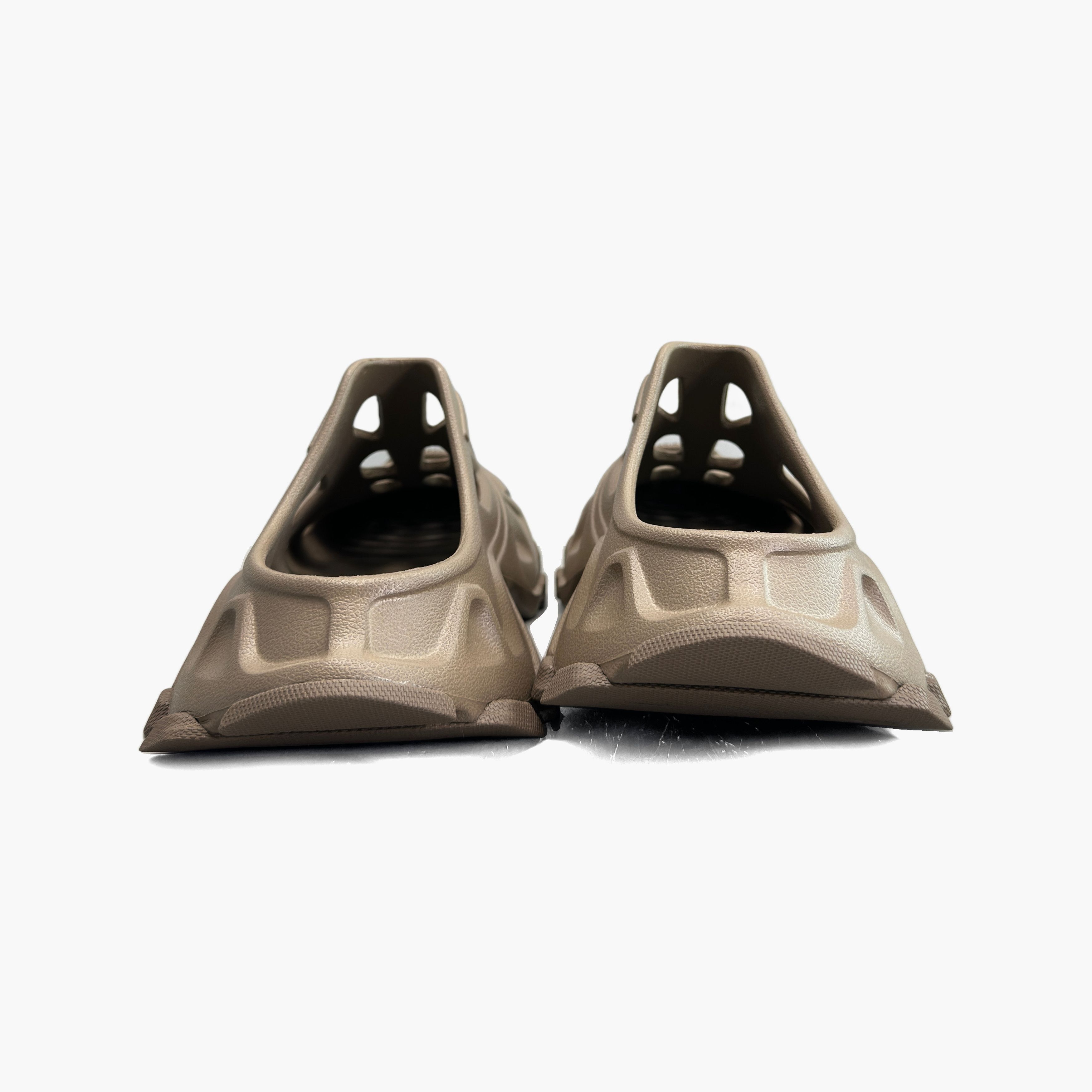 Balenciaga Balenciaga Molded Clog Sandals Brown Size 9 Size US 9 / EU 42 - 6 Thumbnail