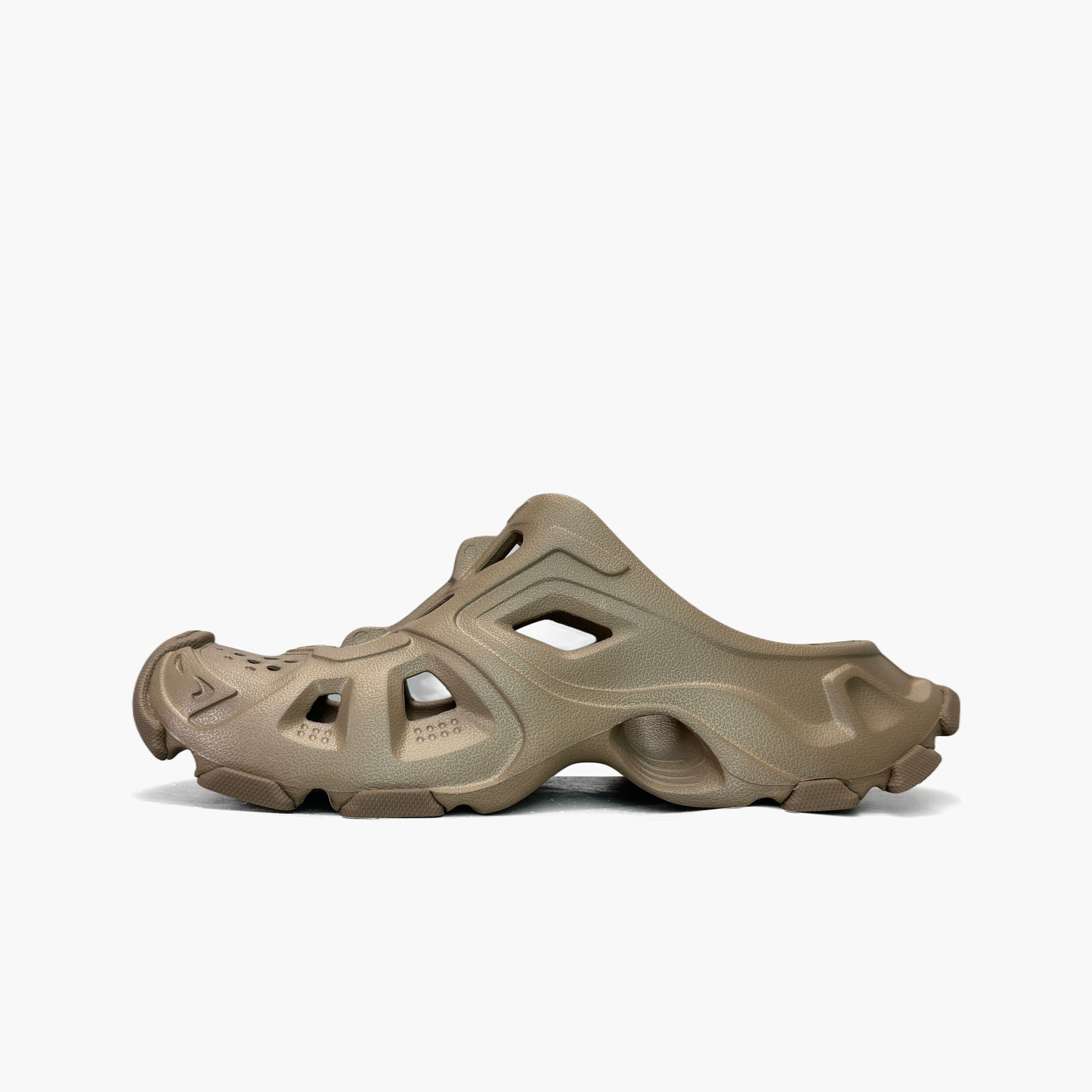 Balenciaga Balenciaga Molded Clog Sandals Brown Size 9 Size US 9 / EU 42 - 3 Thumbnail