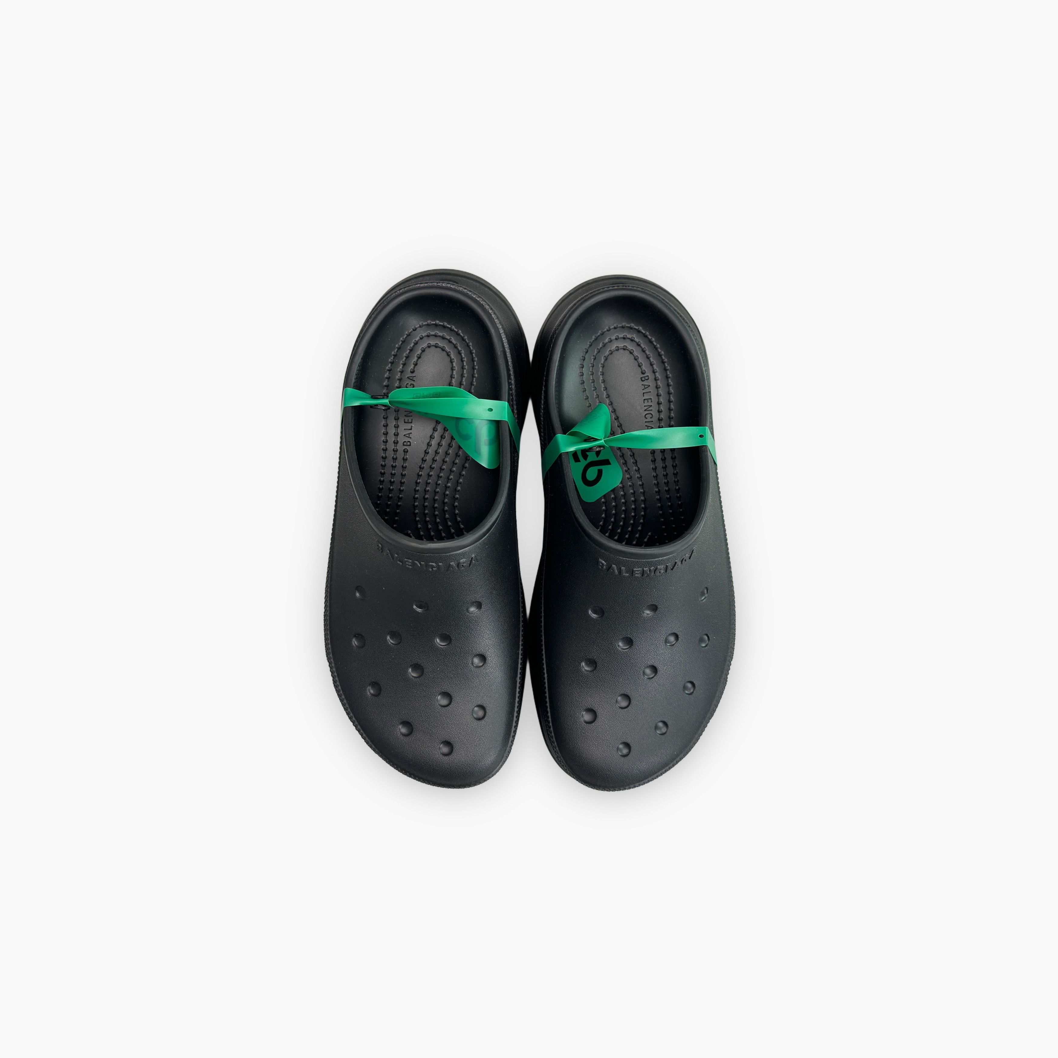 Balenciaga Balenciaga x Crocs Clogs Size 36 Size US 6 / IT 36 - 9 Thumbnail