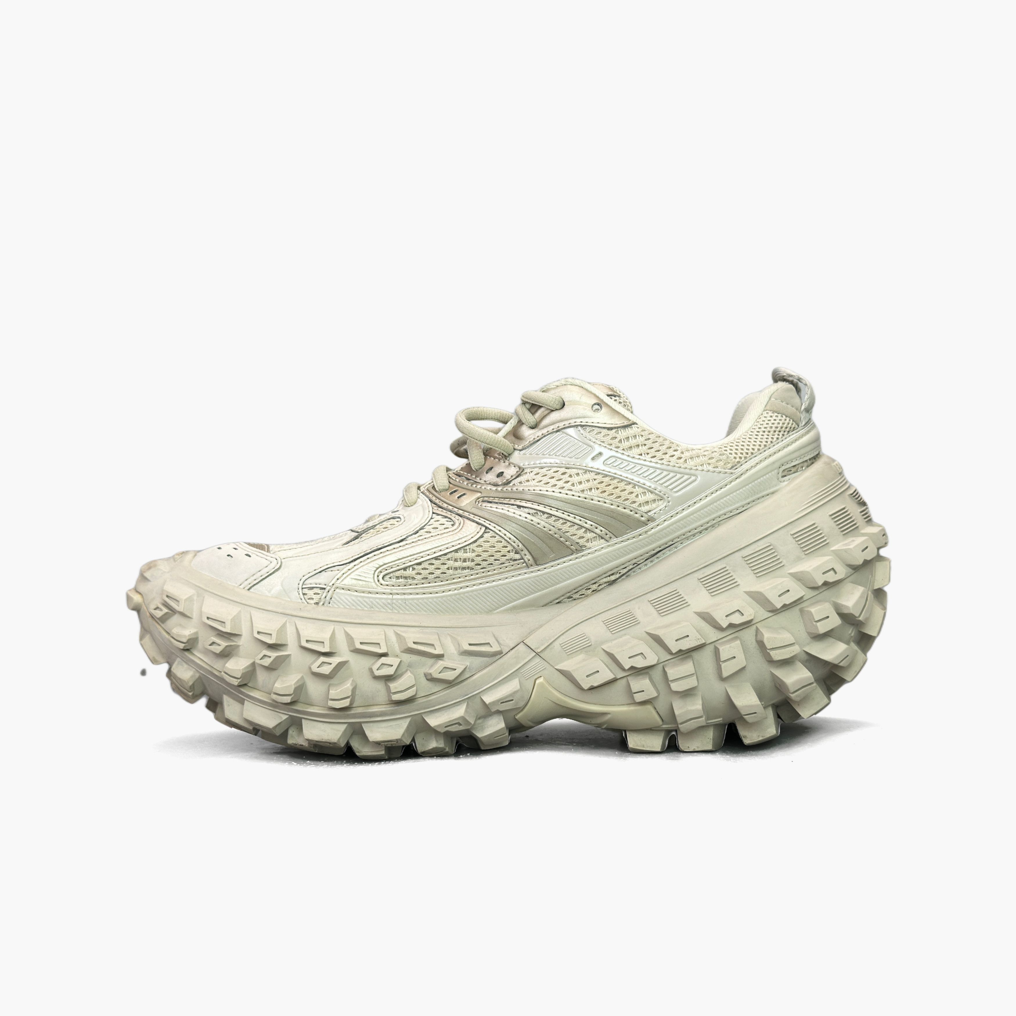 Balenciaga Balenciaga Defender Sneakers Size 9 Size US 9 / EU 42 - 3 Thumbnail