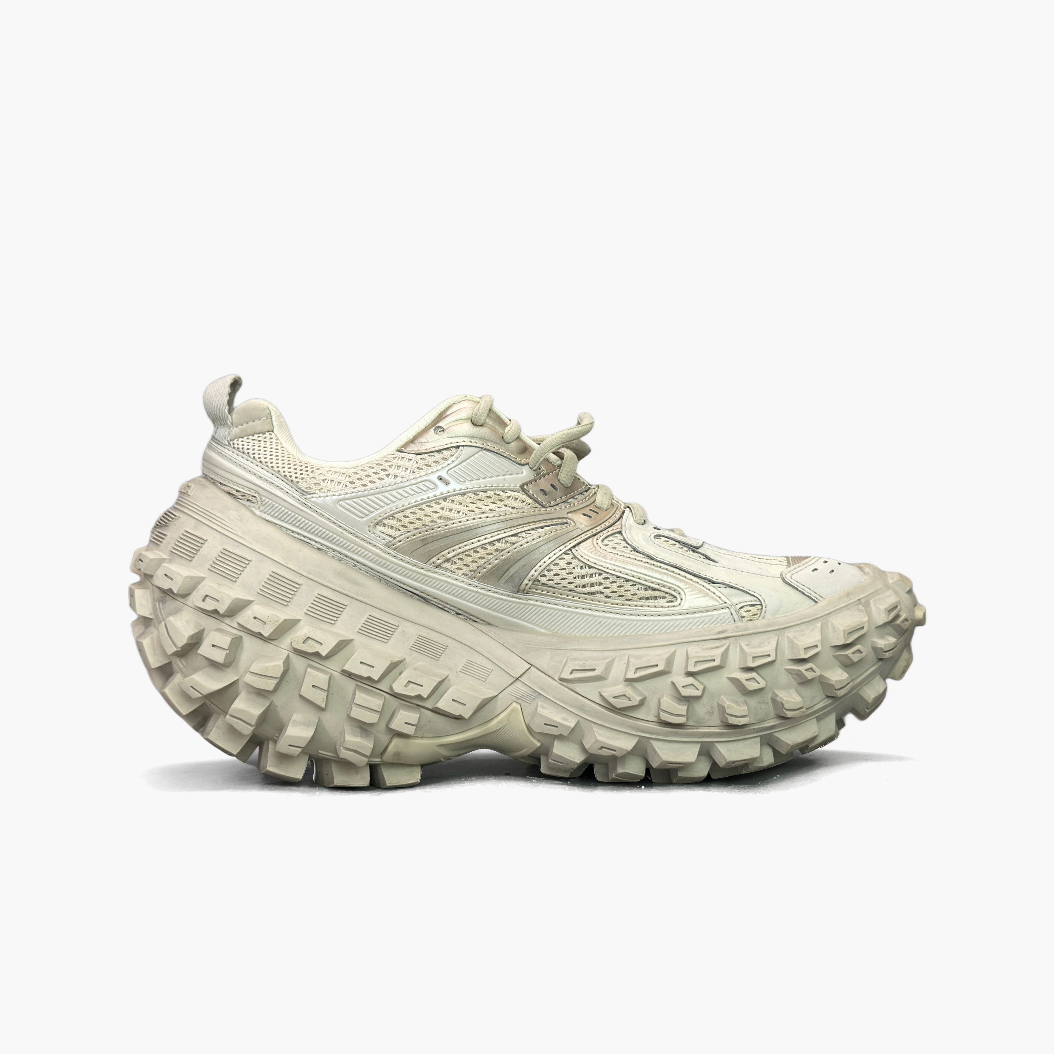 Balenciaga Balenciaga Defender Sneakers Size 9 Size US 9 / EU 42 - 2 Thumbnail
