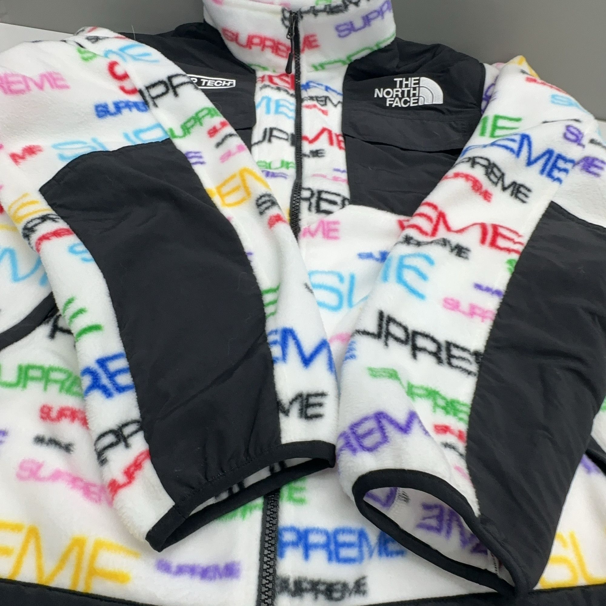 Supreme Supreme x The North Face Multi Logo Steep Tech Jacket L Size US L / EU 52-54 / 3 - 10 Thumbnail