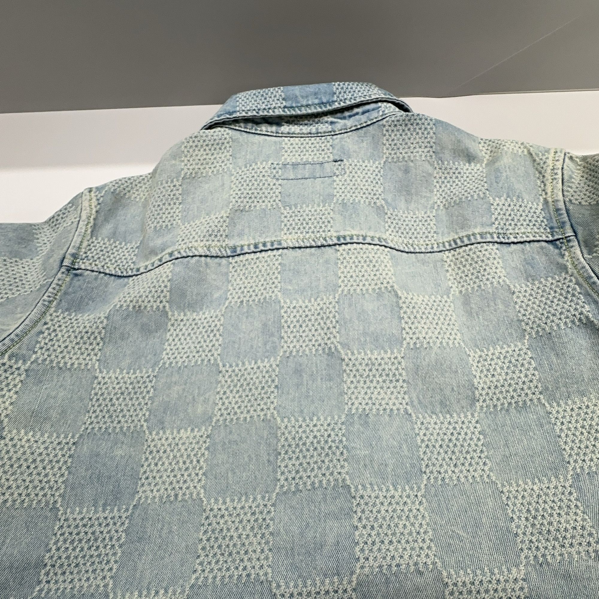 Louis Vuitton Louis Vuitton Checkered Denim Short Sleeve Shirt Size S Size US S / EU 44-46 / 1 - 16 Thumbnail