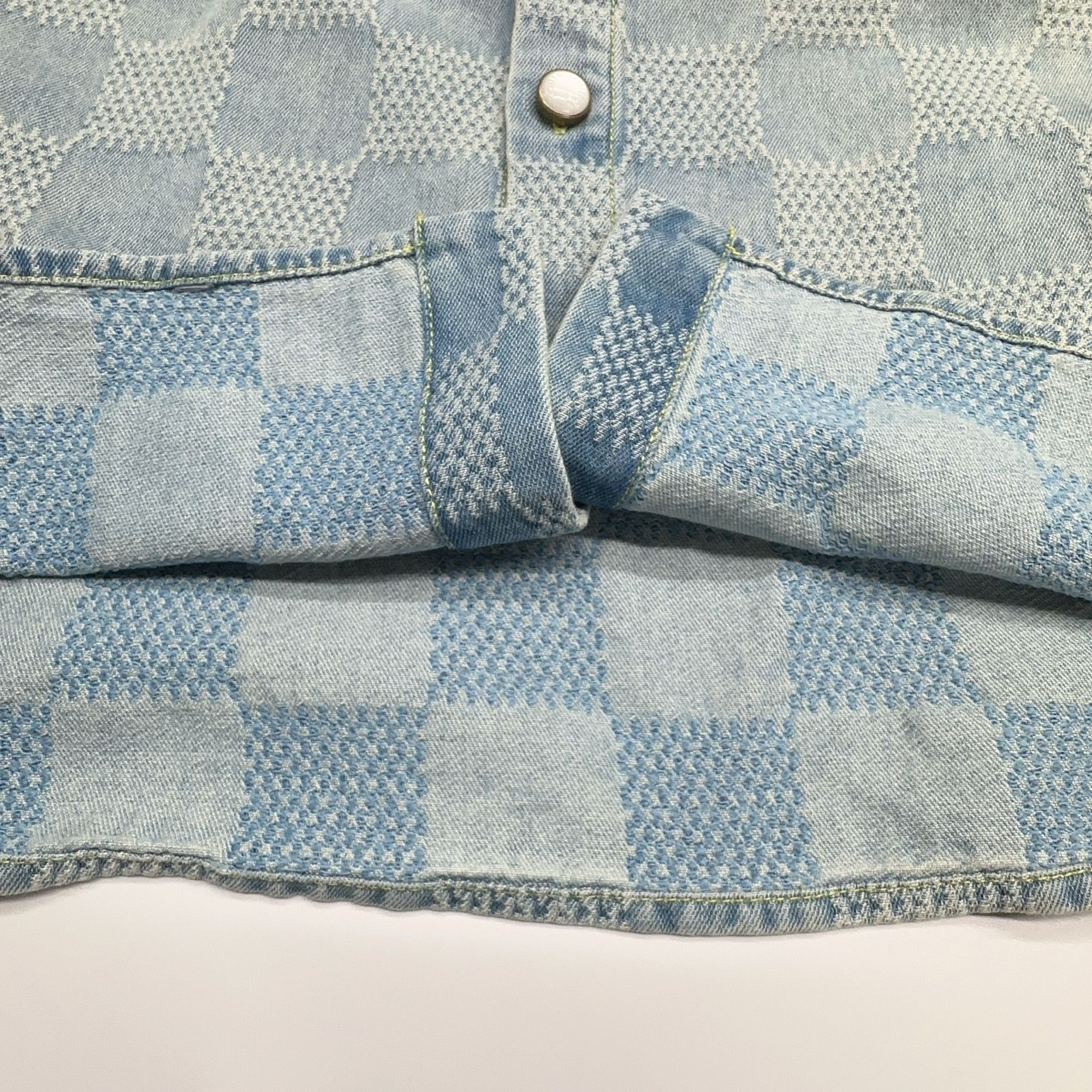 Louis Vuitton Louis Vuitton Checkered Denim Short Sleeve Shirt Size S Size US S / EU 44-46 / 1 - 13 Thumbnail