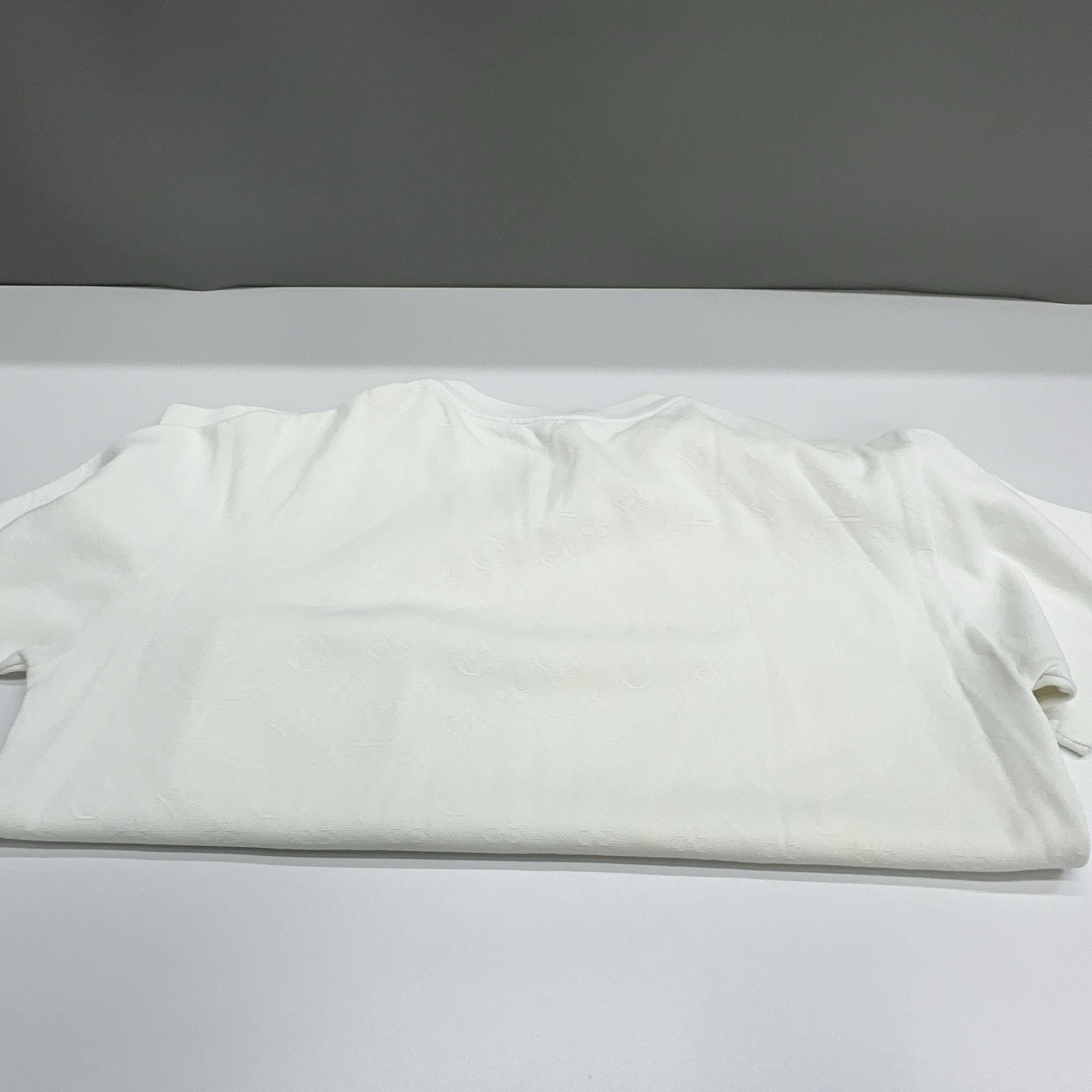 Louis Vuitton Louis Vuitton Monogram Pocket T-Shirt Size S Size US S / EU 44-46 / 1 - 12 Thumbnail