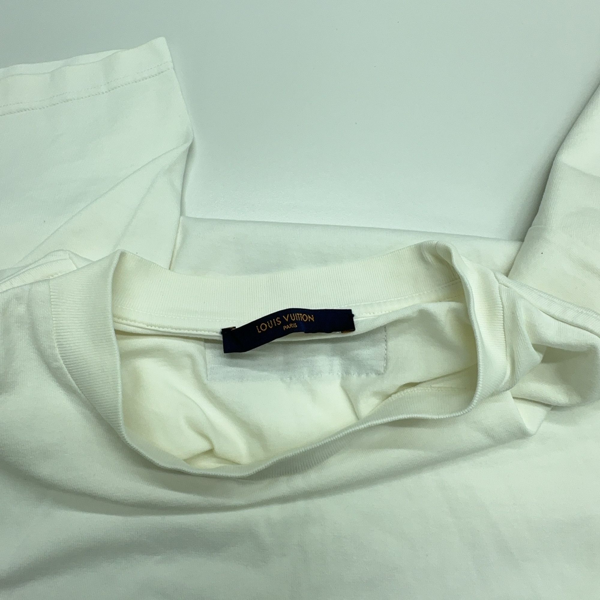 Louis Vuitton Louis Vuitton Graphic Monogram T-Shirt Size M Size US M / EU 48-50 / 2 - 7 Thumbnail