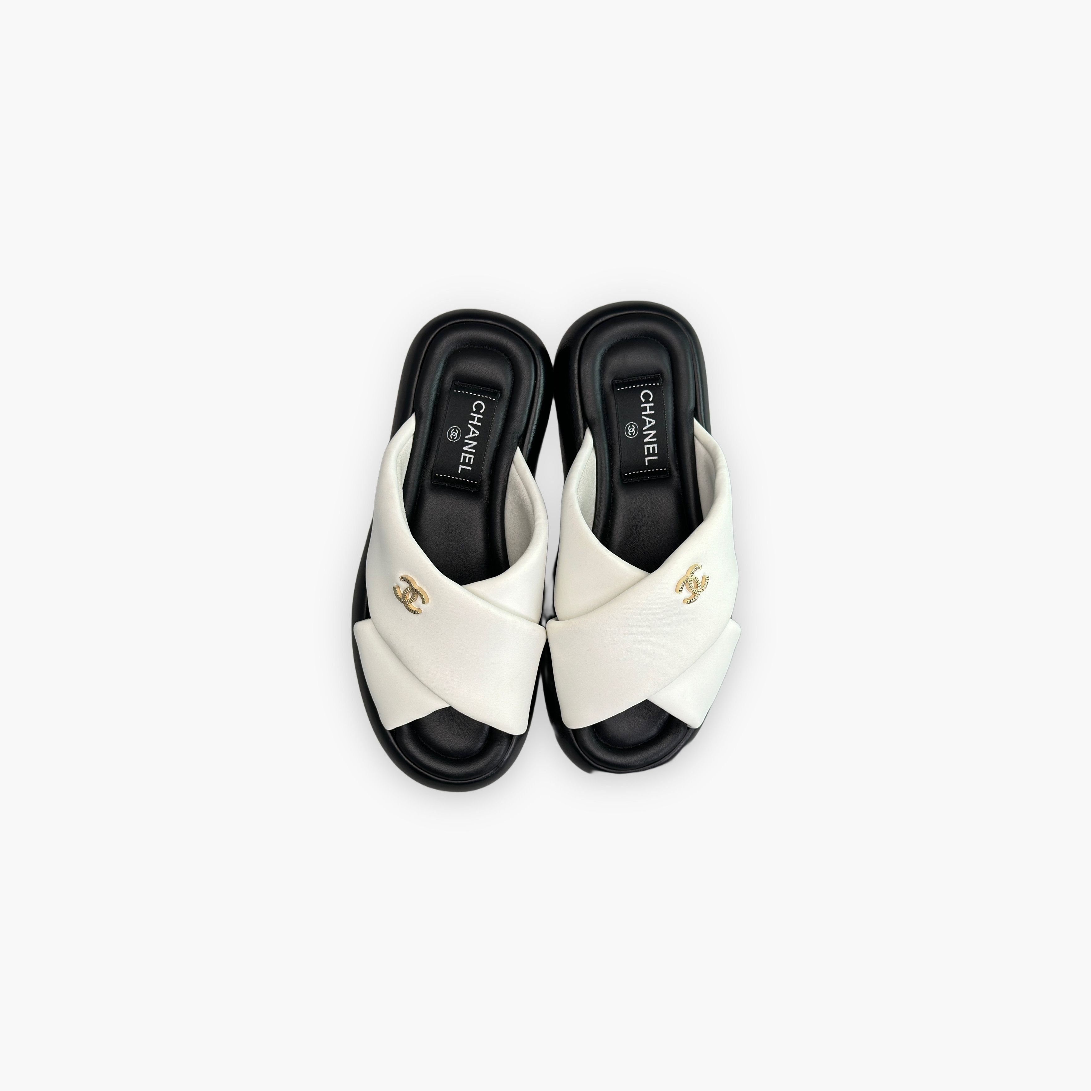 Chanel Chanel CC Logo Crossover Sandals Size 36 Size US 6 / IT 36 - 9 Thumbnail