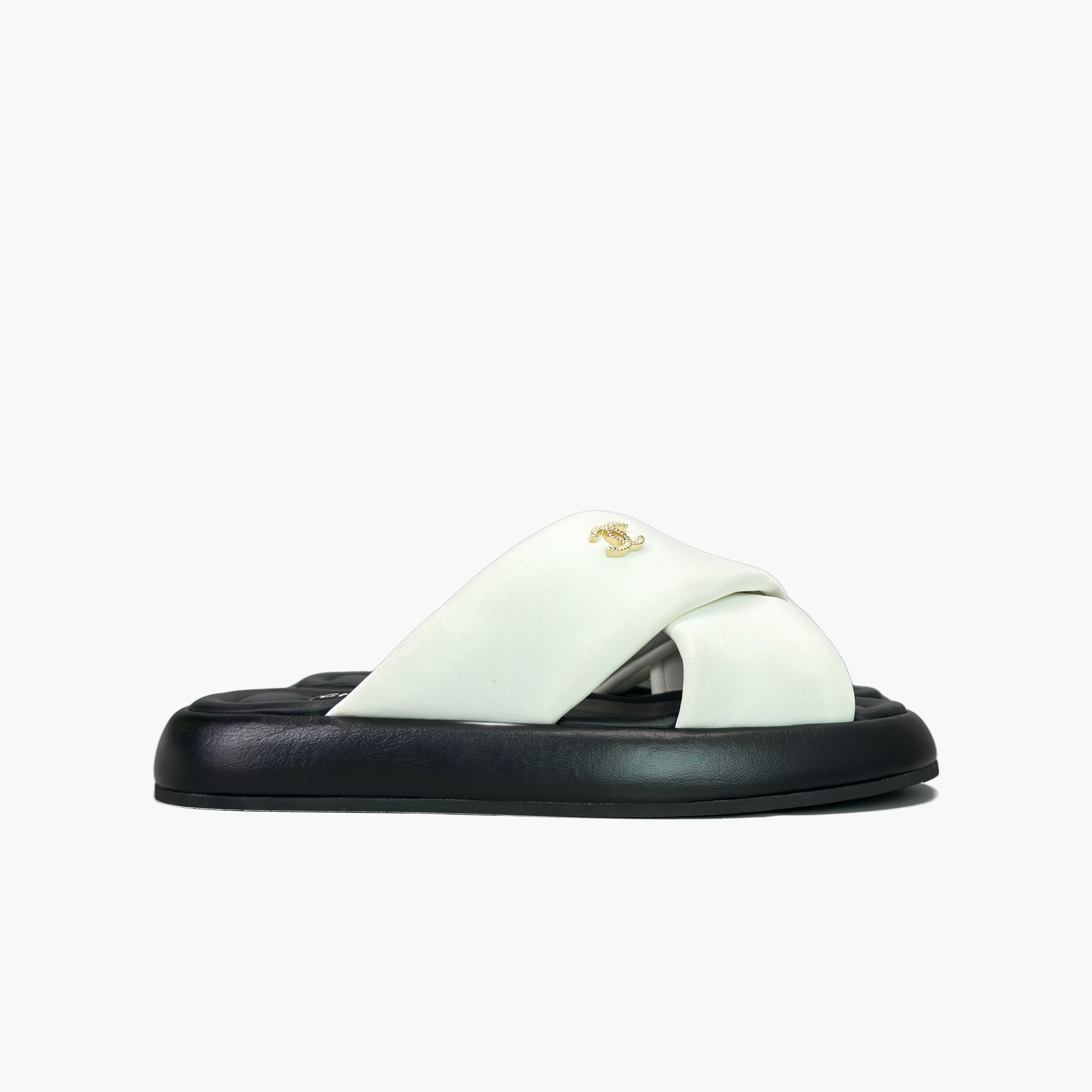 Chanel Chanel CC Logo Crossover Sandals Size 36 Size US 6 / IT 36 - 4 Thumbnail