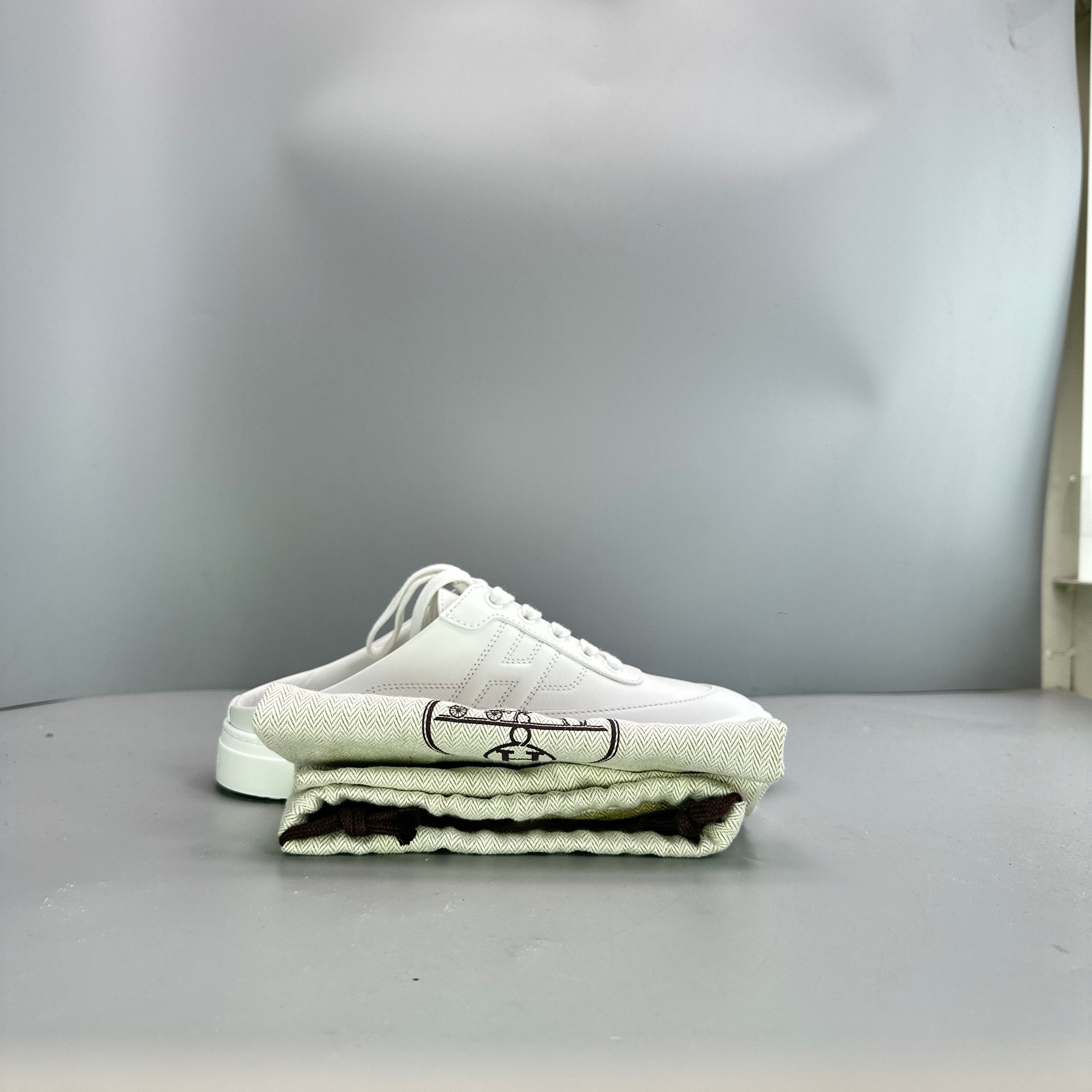 Hermes Hermès Keep White Leather Slip Ons Size 36.5 Size US 6.5 / IT 36.5 - 10 Thumbnail