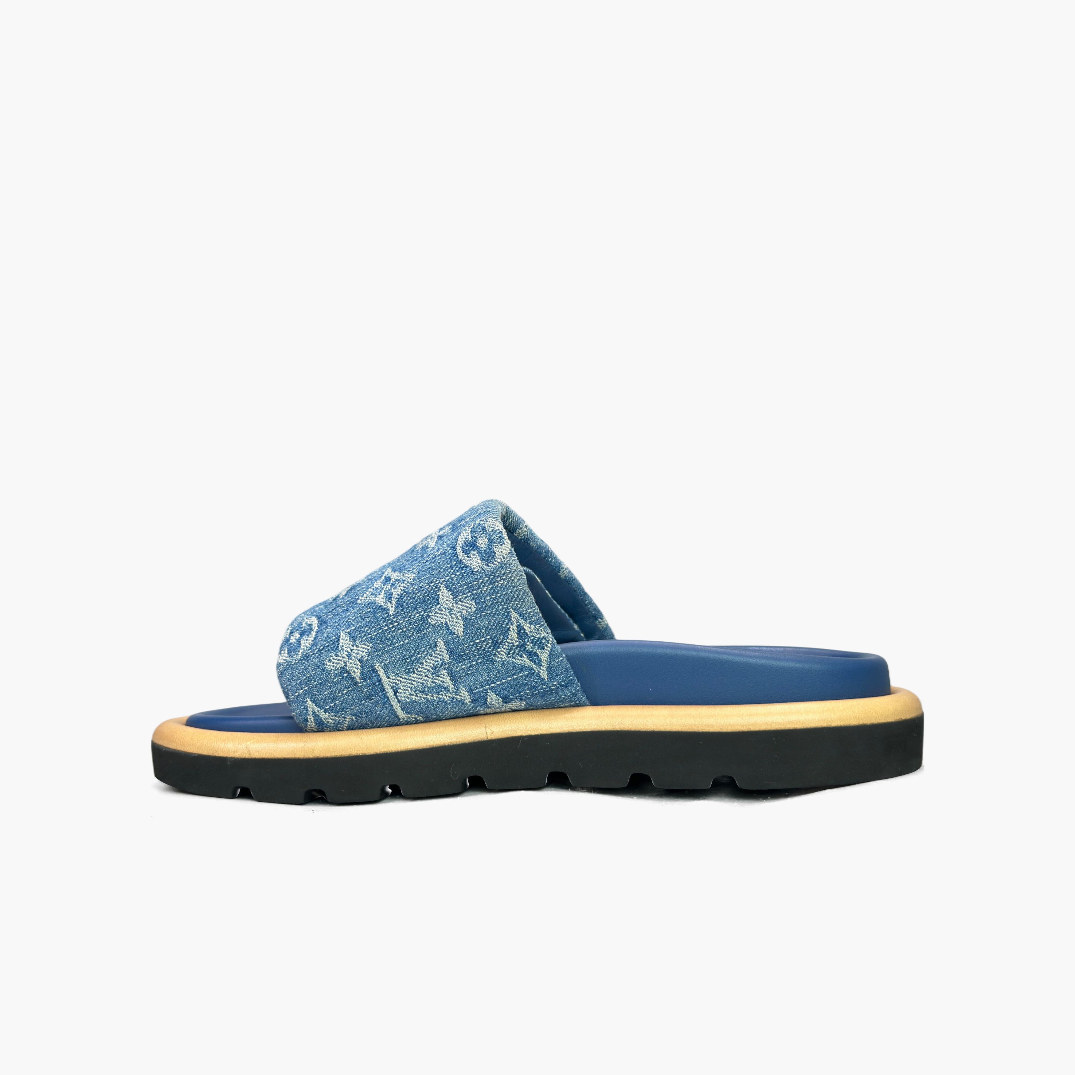 Louis Vuitton Louis Vuitton Monogram Denim Pool Pillow Sandals Size 37 Size US 7 / IT 37 - 3 Thumbnail