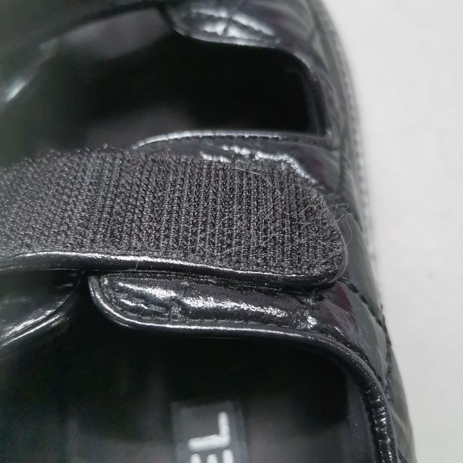 Chanel Chanel Quilted CC Velcro Sandals Size 38 Size US 7 / IT 37 - 10 Thumbnail