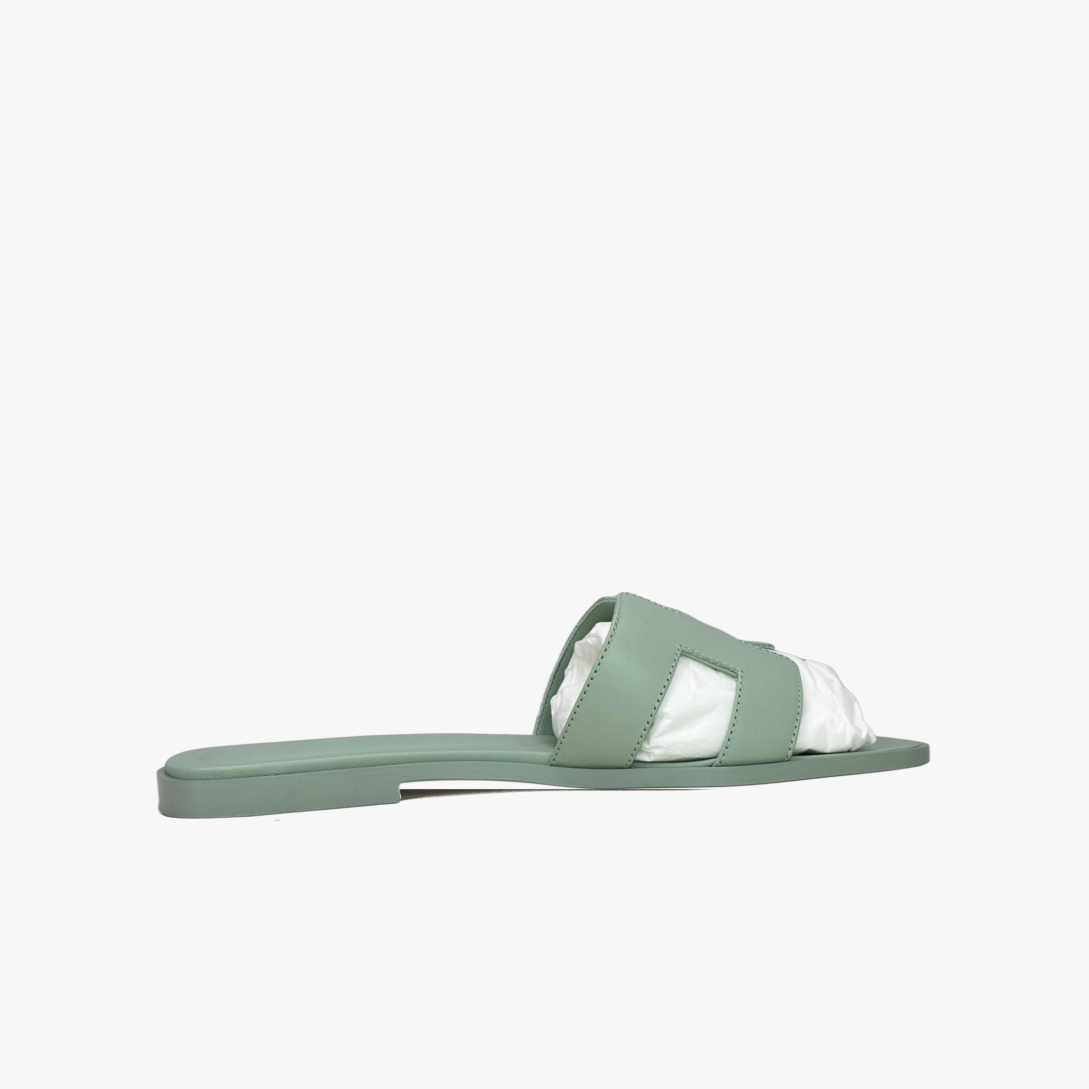 Hermes Hermès Oran Sandals Green Size 39.5 Size US 9.5 / IT 39.5 - 2 Thumbnail