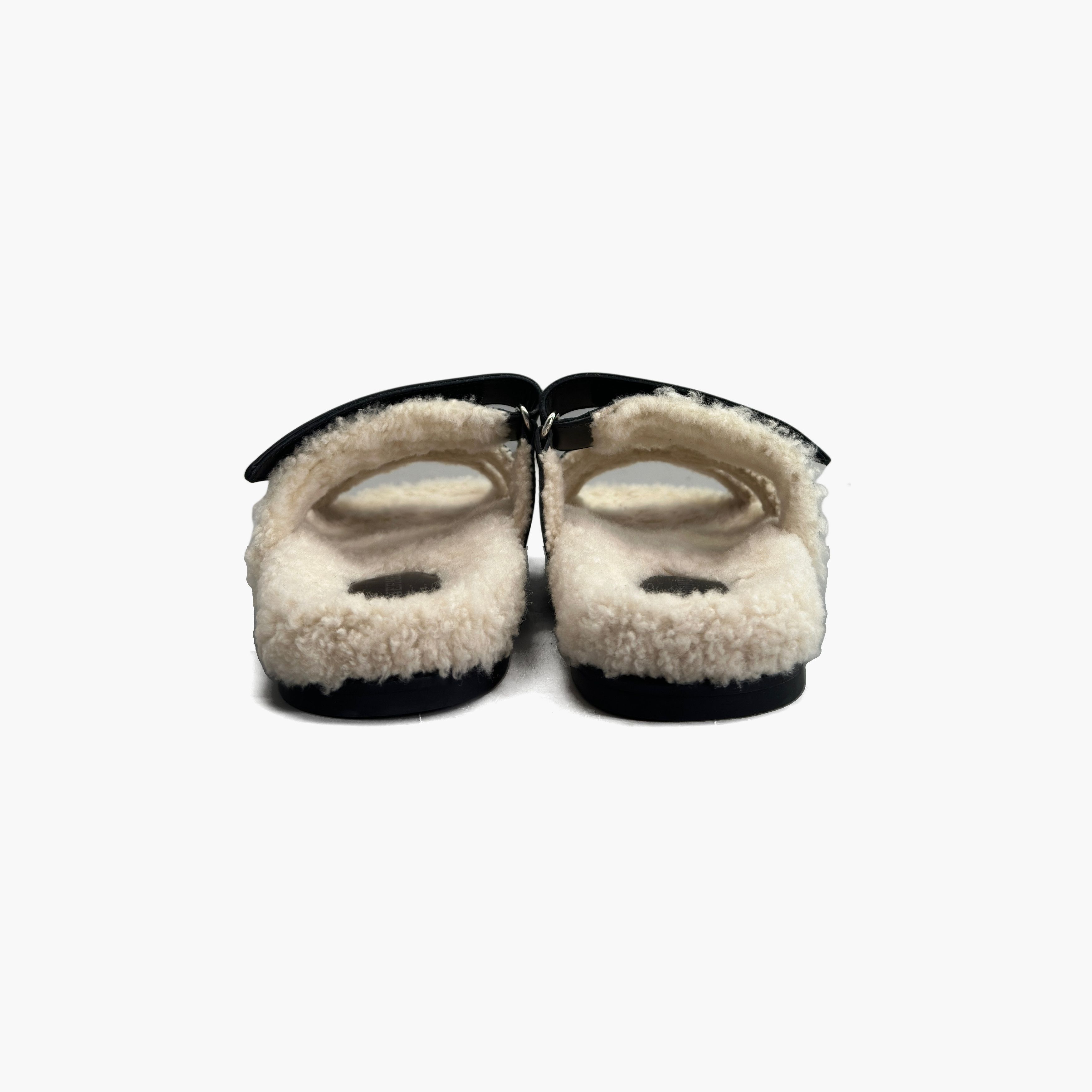 Hermes Hermes Chypre Shearling Sandals Size 37.5 Size US 7.5 / IT 37.5 - 6 Thumbnail