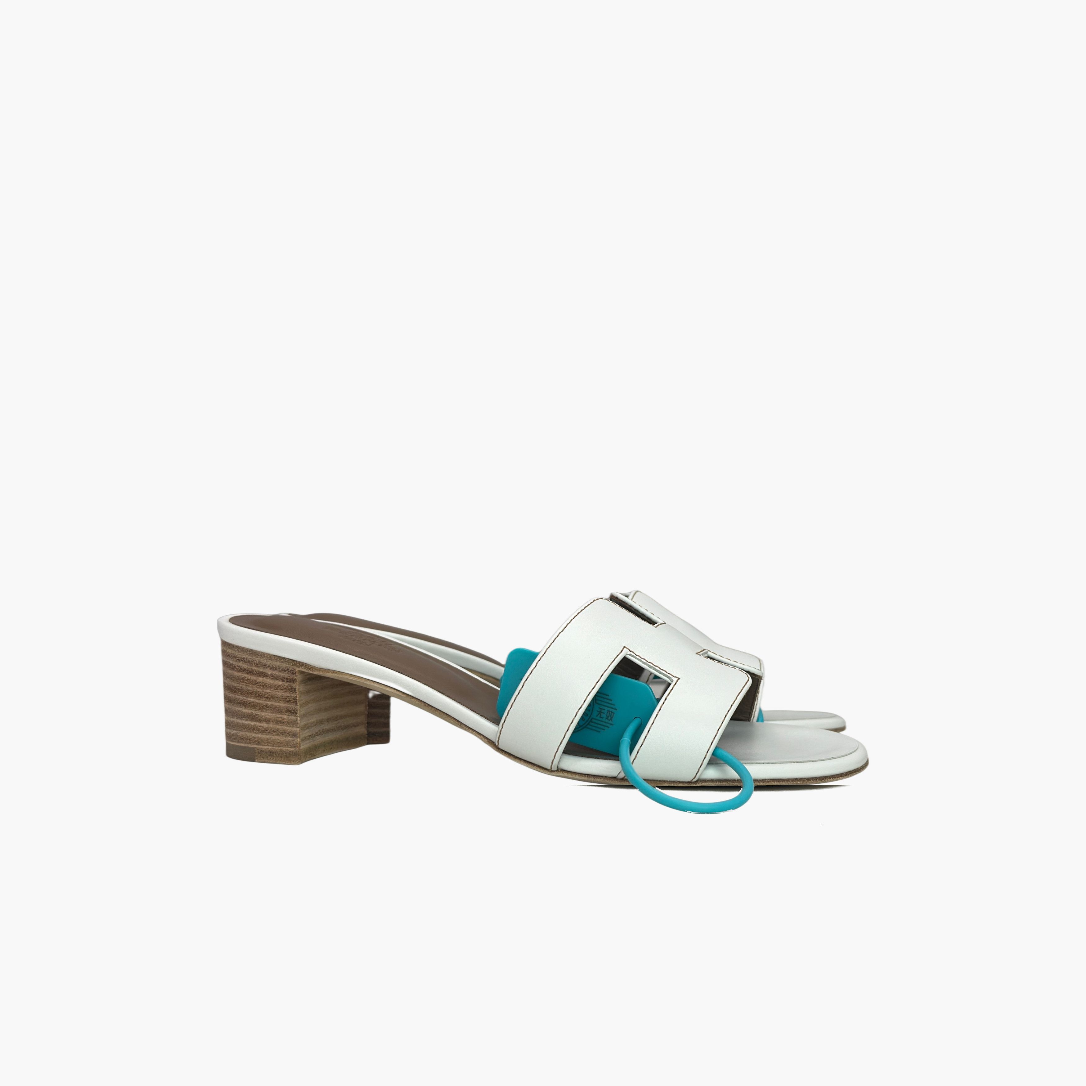 Hermes Hermes Oasis White Leather Sandals Size 35.5 Size US 5.5 / IT 35.5 - 4 Thumbnail