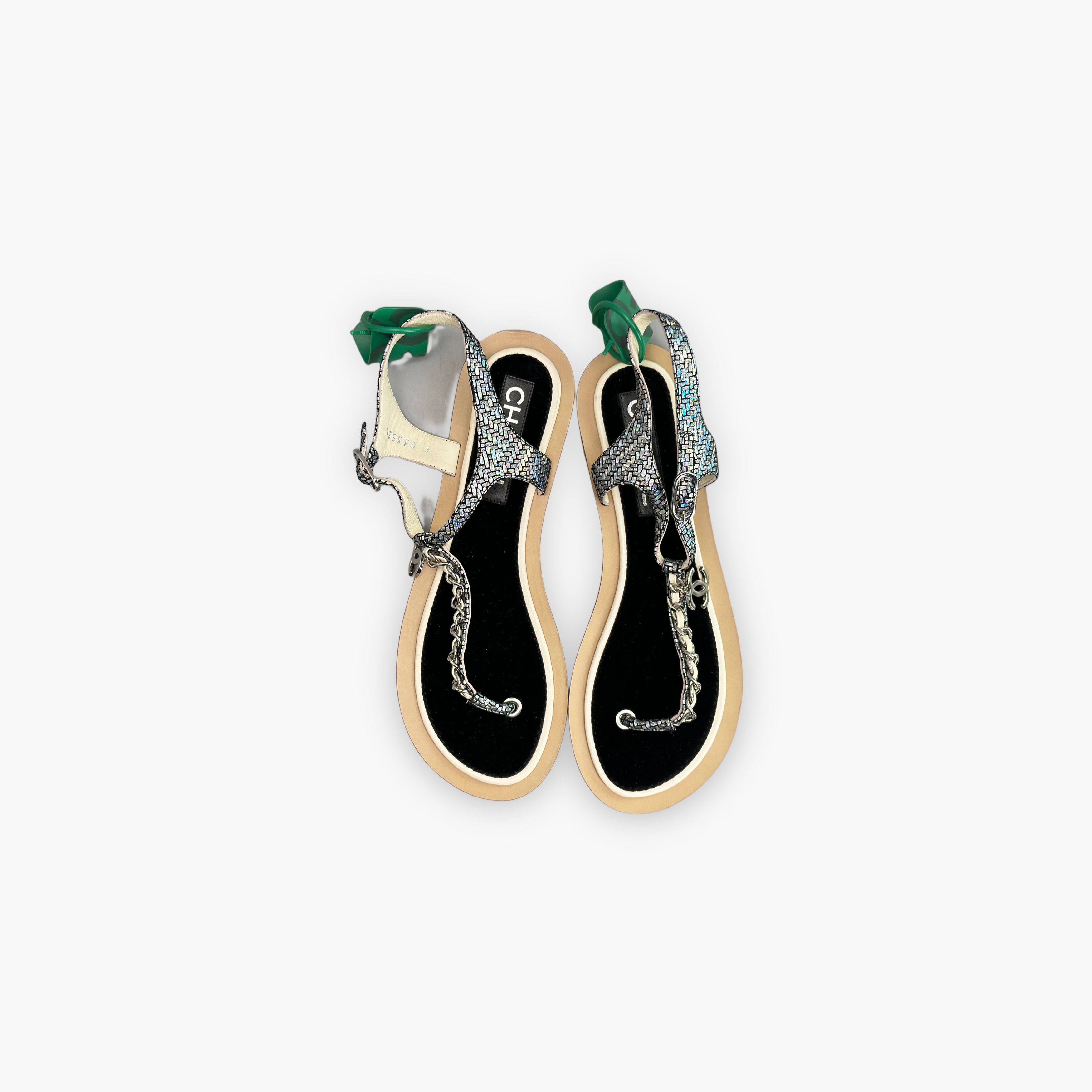 Chanel Chanel Silver Chain Thong Sandals Size 38 Size US 8 / IT 38 - 9 Thumbnail