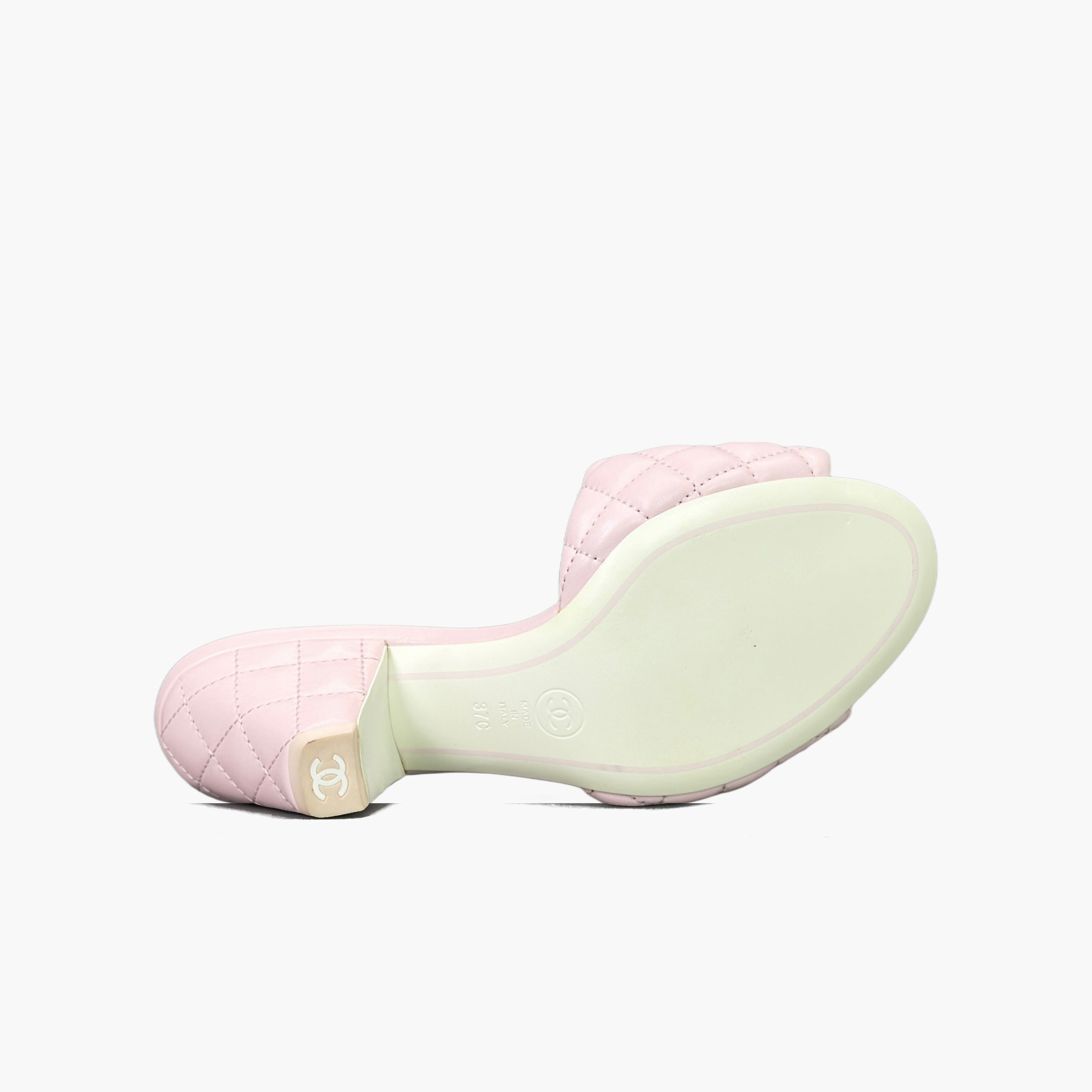 Chanel CHANEL Quilted CC Logo Sandals Size 37 Size US 7 / IT 37 - 7 Thumbnail