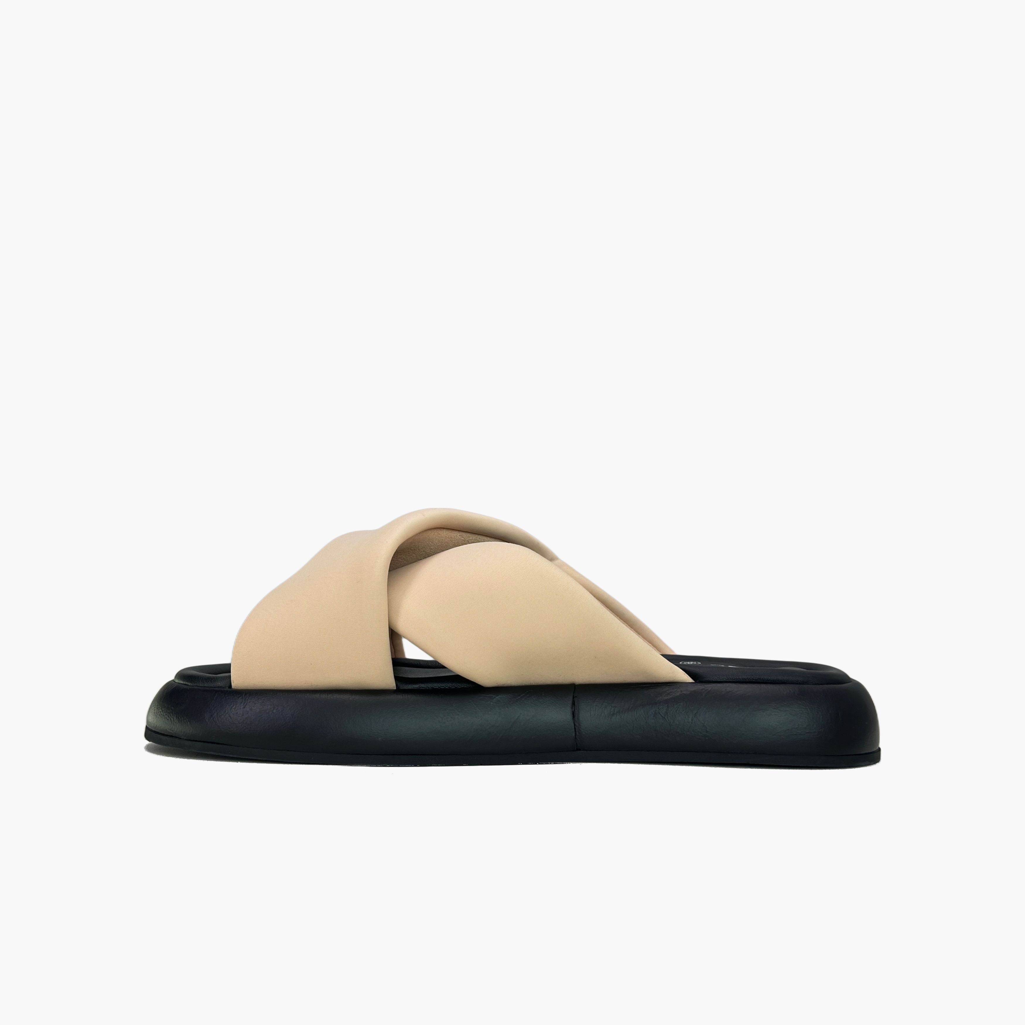 Chanel Chanel Leather Logo Slides Size 38 Size US 8 / IT 38 - 3 Thumbnail
