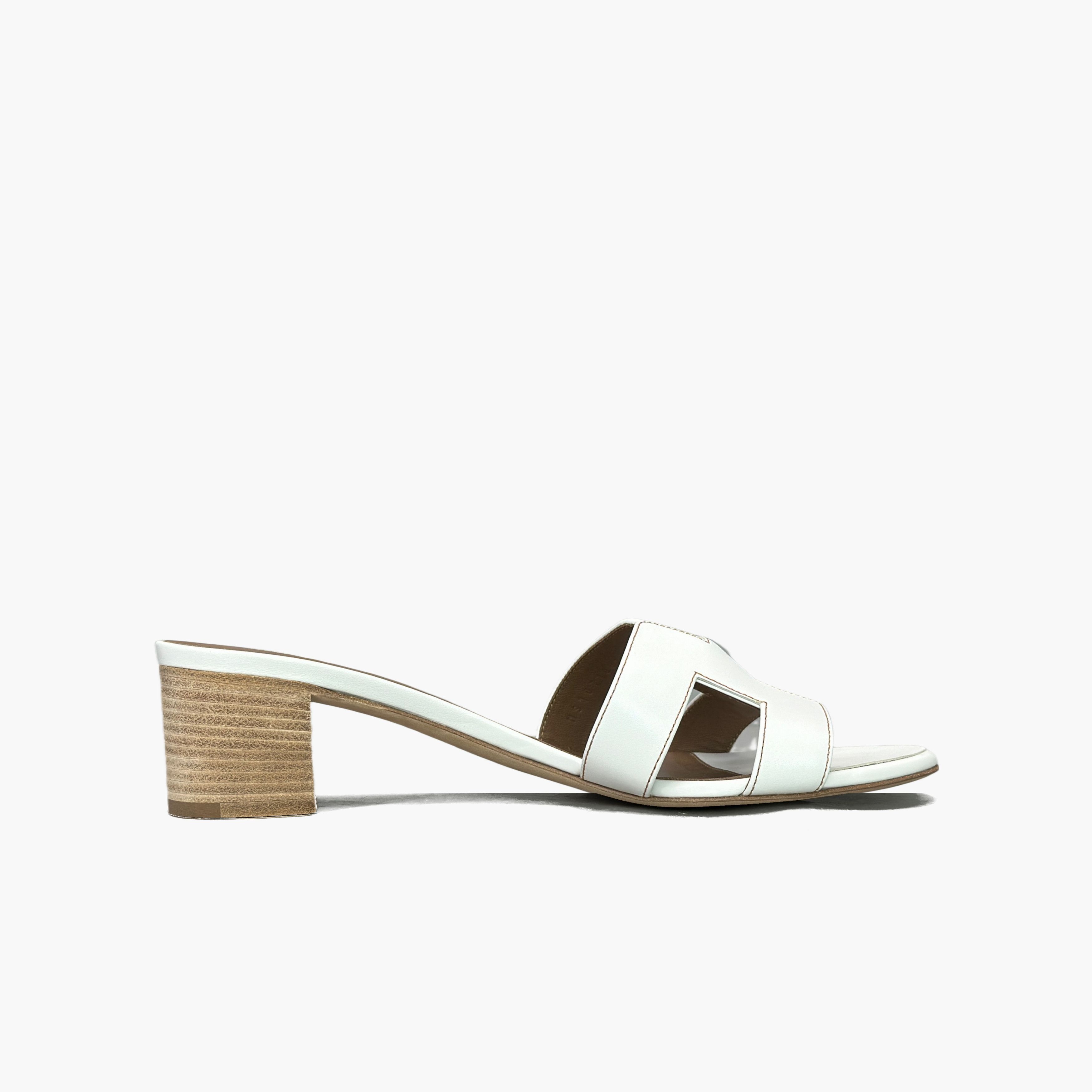 Hermes Hermès White Leather Oasis Sandals Size 38.5 Size US 8.5 / IT 38.5 - 2 Thumbnail