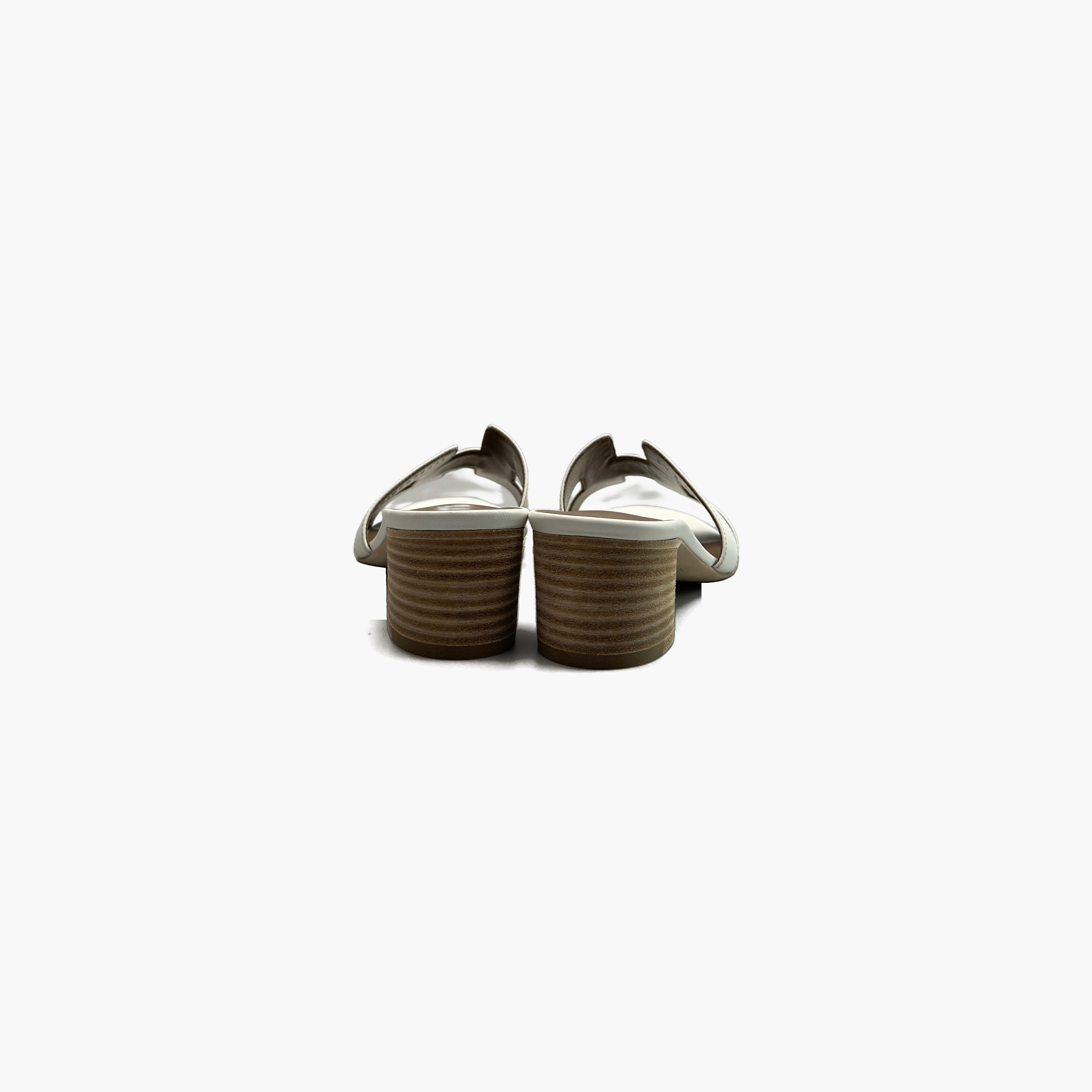 Hermes Hermes Oasis White Leather Sandals Size 37 Size US 7 / IT 37 - 6 Thumbnail