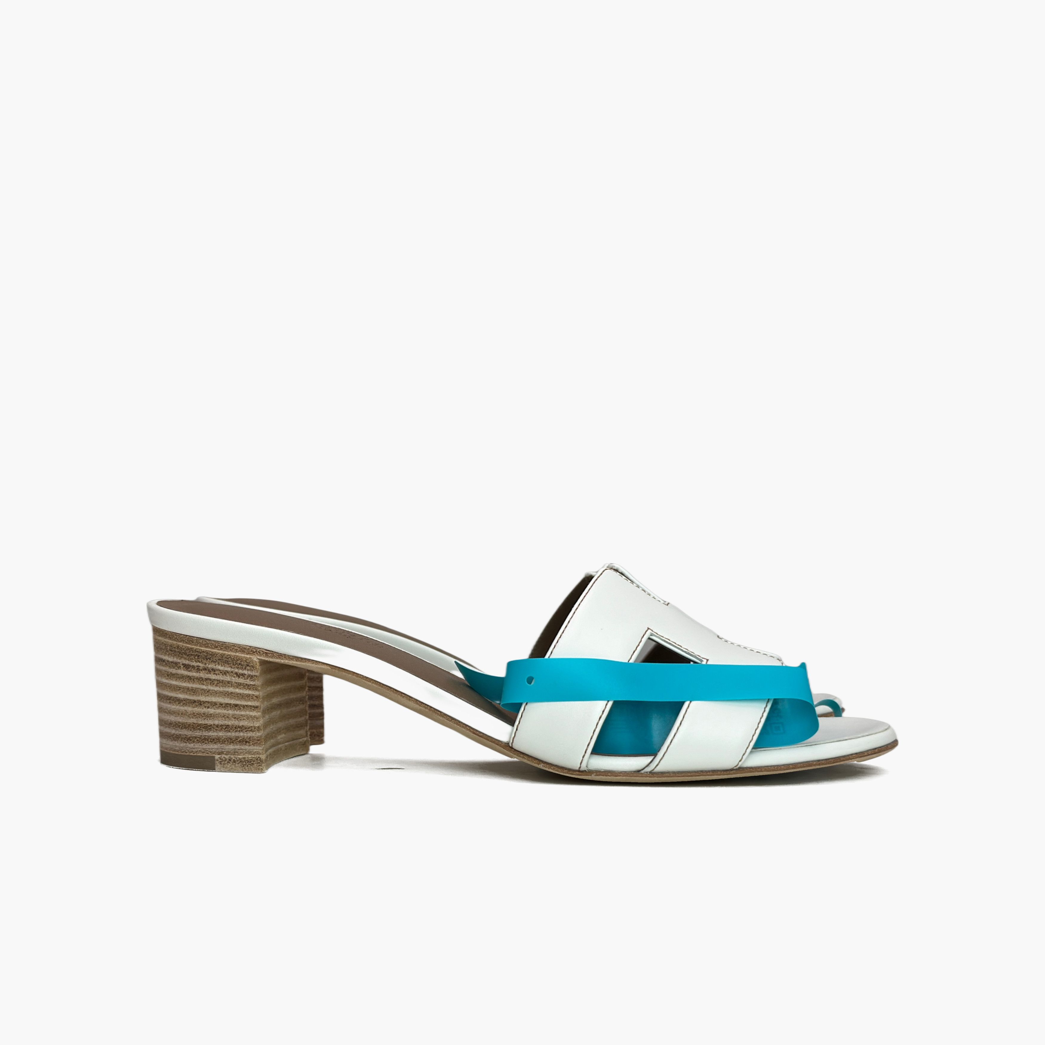 Hermes Hermès Oasis Leather Sandals White Size 37 Size US 7 / IT 37 - 4 Thumbnail