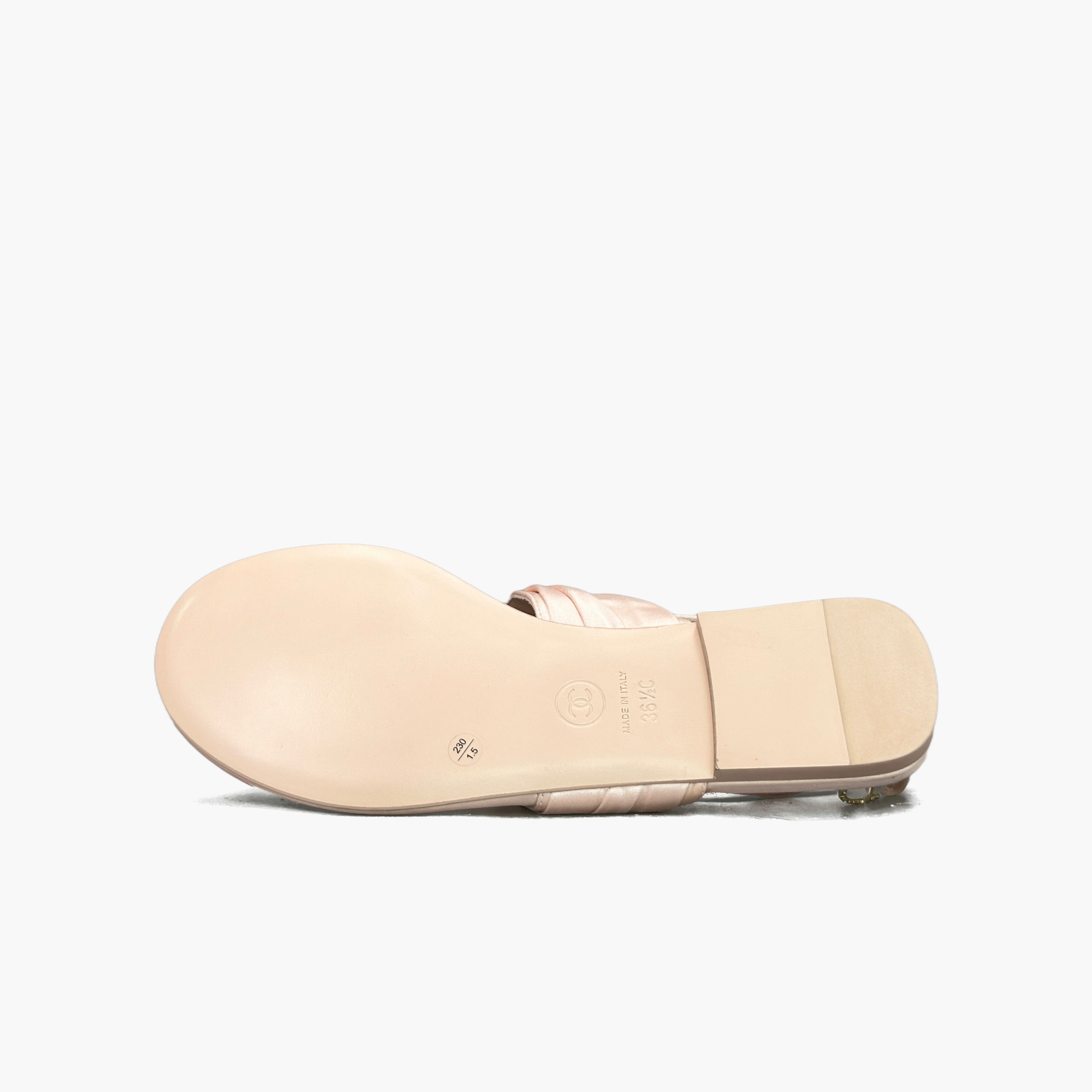 Chanel Chanel Pink Satin Thong Sandals Size 36.5 Size US 6.5 / IT 36.5 - 8 Thumbnail