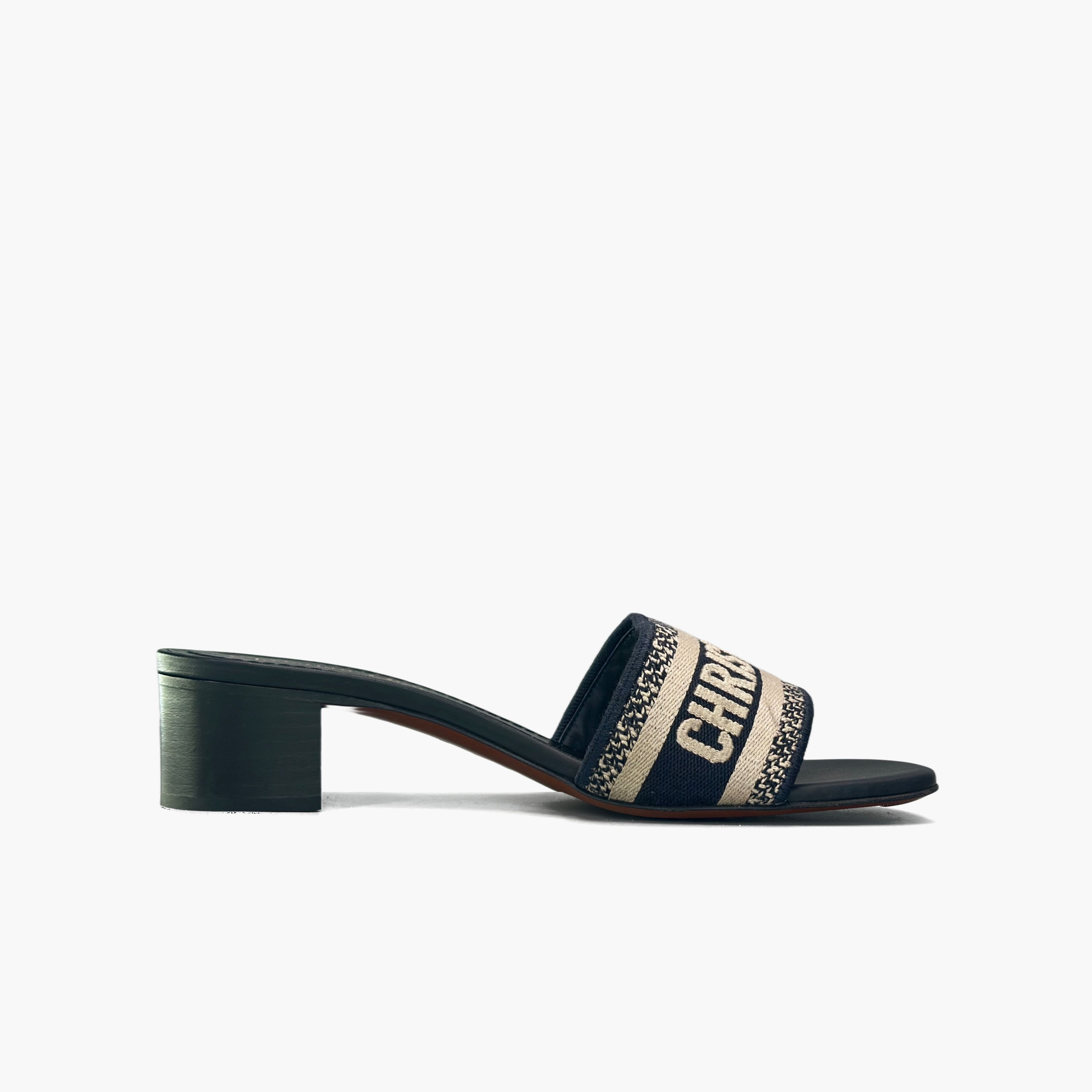 Dior Dior Dway Embroidered Slide Sandals Size 37 Size US 7 / IT 37 - 2 Thumbnail
