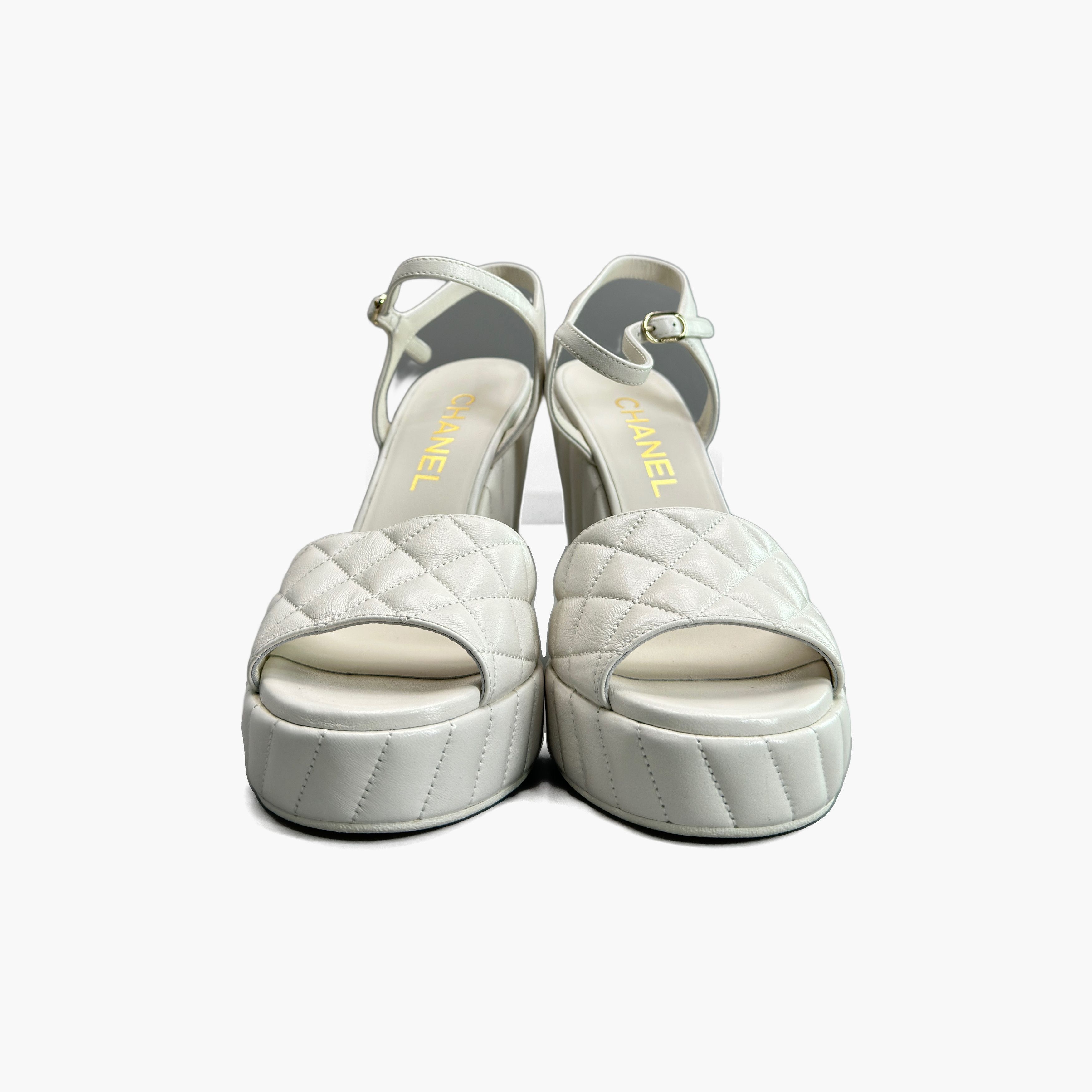 Chanel Chanel Quilted Leather Sandals Size 38 Size US 7 / IT 37 - 5 Thumbnail