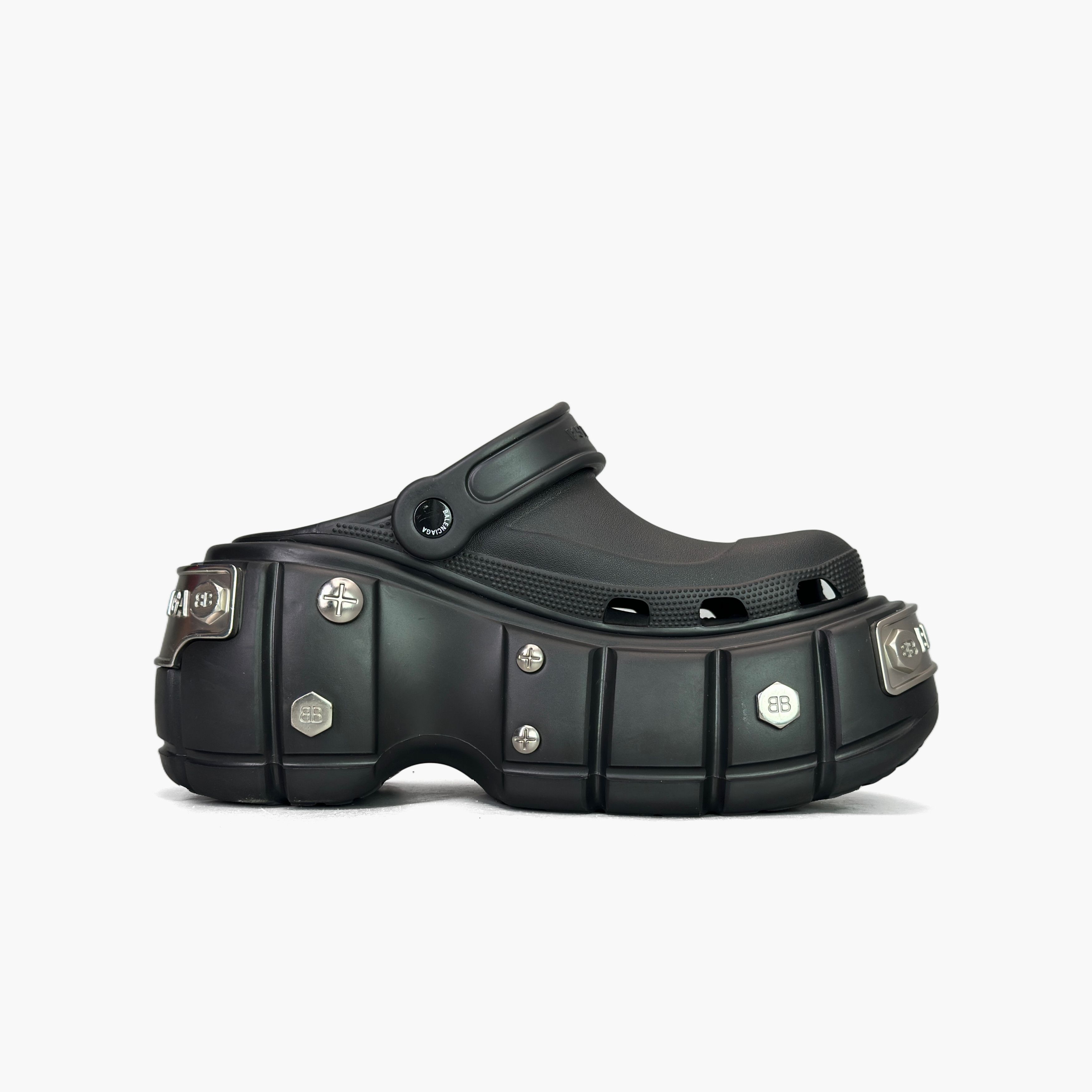 Balenciaga Balenciaga x Crocs HardCrocs Slip Ons Size 7 Size US 7 / EU 40 - 2 Thumbnail