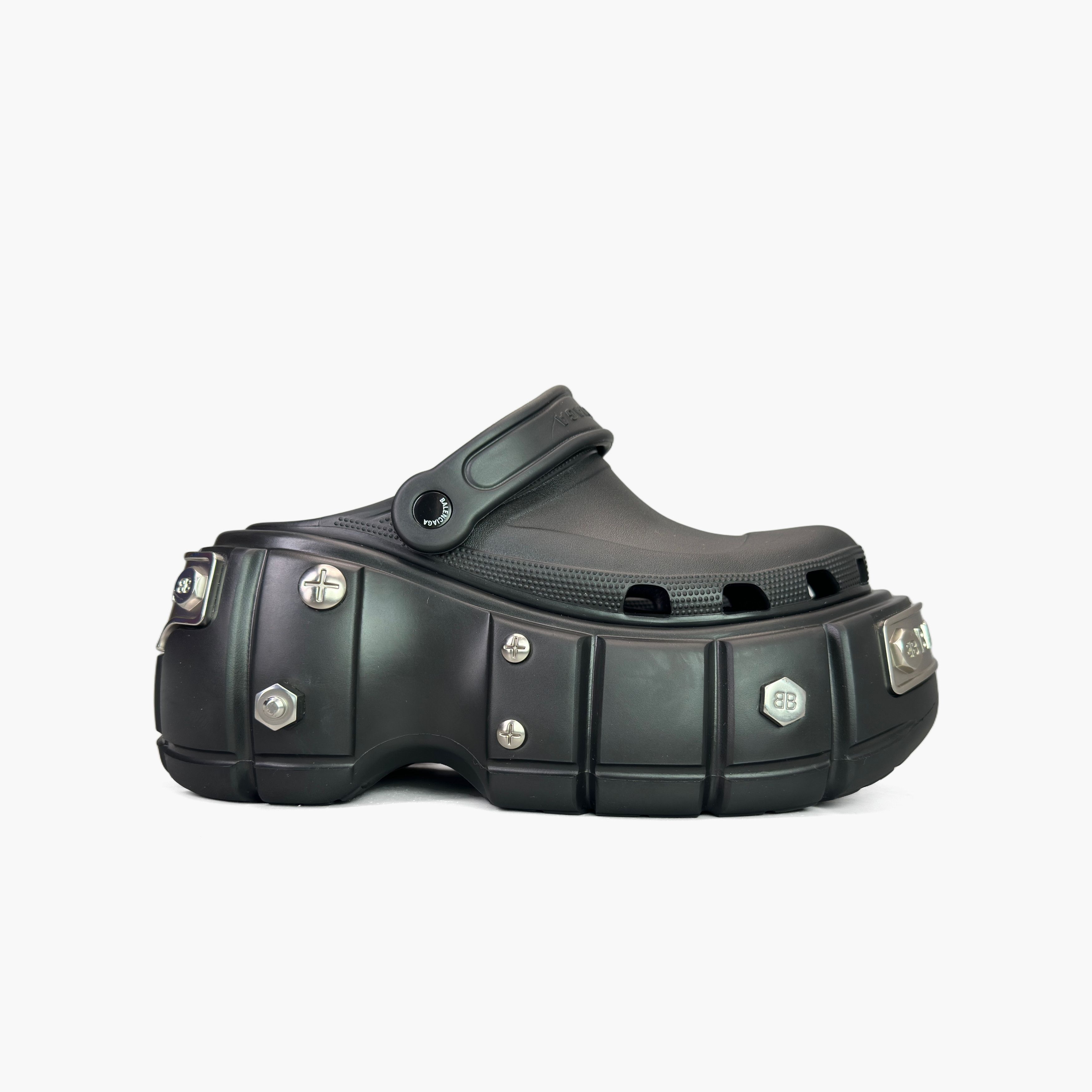 Balenciaga Balenciaga x Crocs HardCrocs Slip Ons Size 7 Size US 7 / EU 40 - 4 Thumbnail