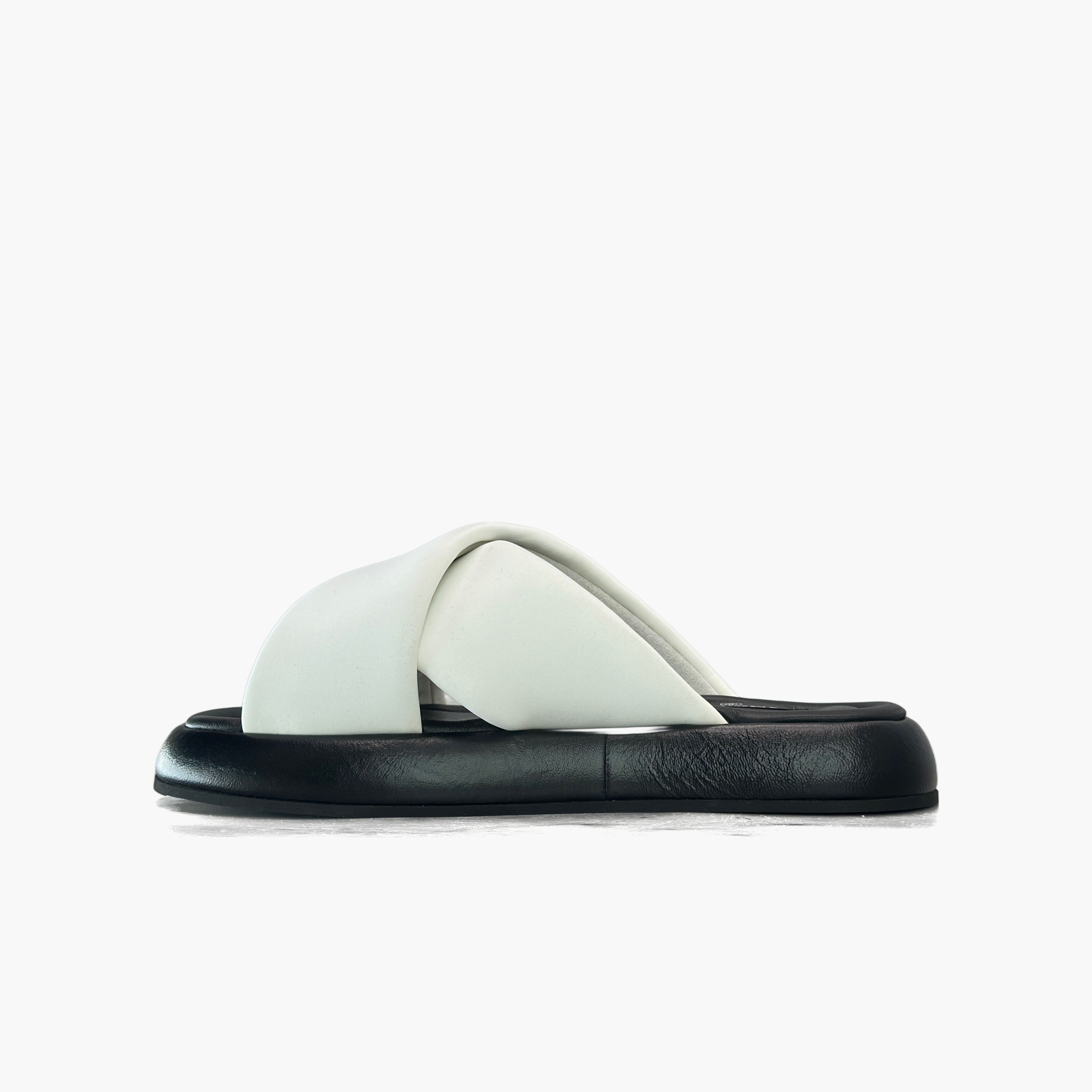 Chanel Chanel Cross Strap Sandals Size 37 Size US 7 / IT 37 - 3 Thumbnail