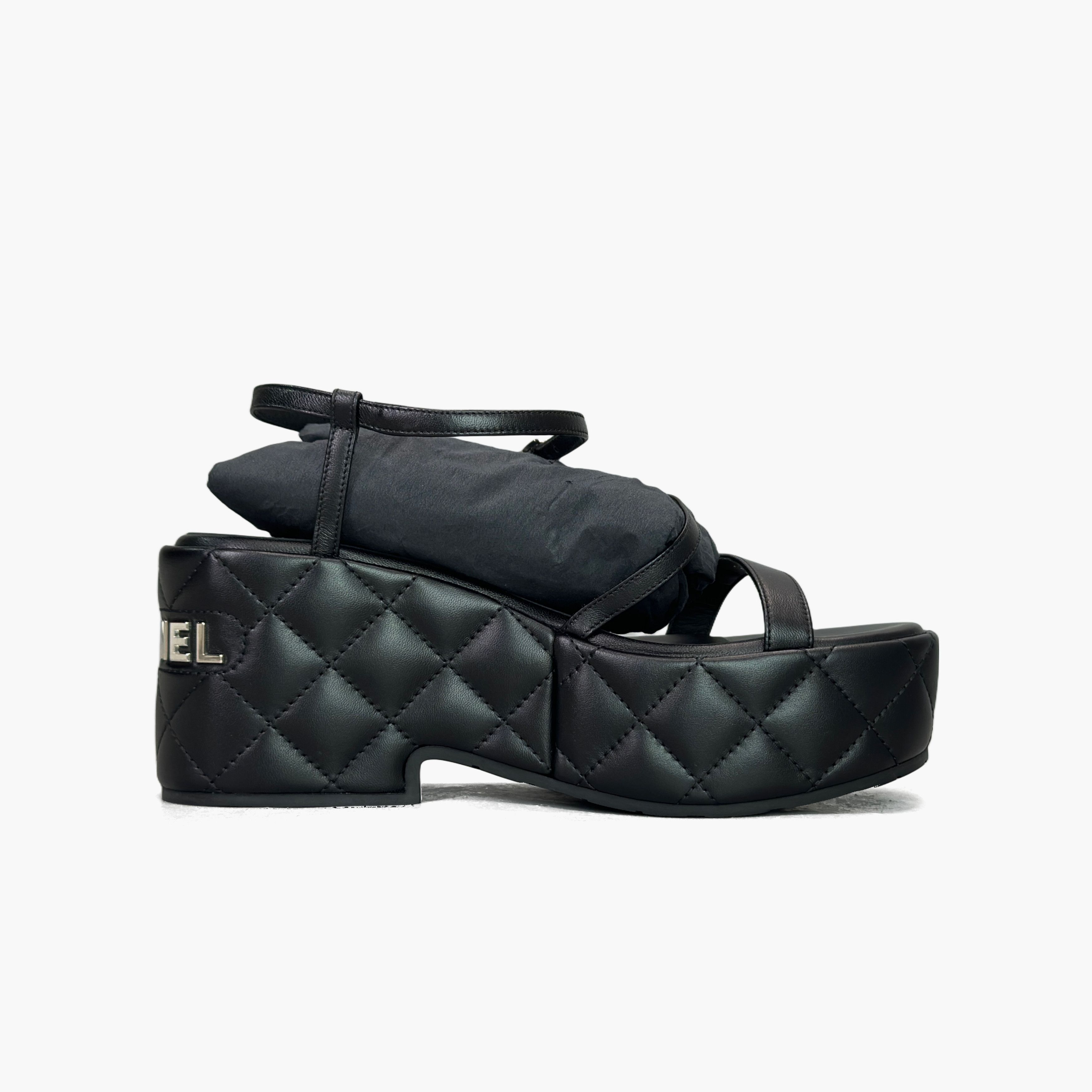 Chanel Chanel Quilted Platform Sandals Size 37 Size US 7 / IT 37 - 2 Thumbnail