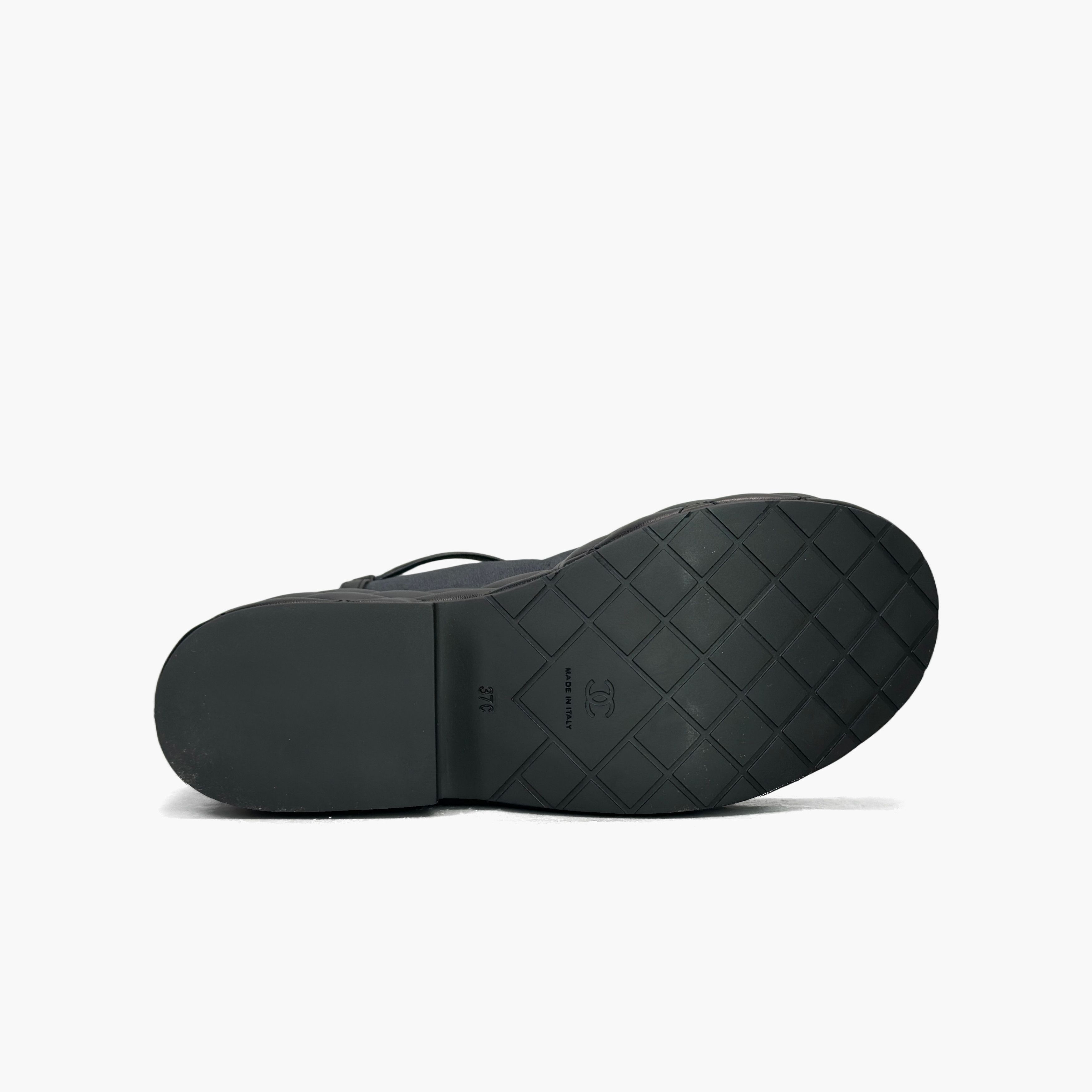 Chanel Chanel Quilted Platform Sandals Size 37 Size US 7 / IT 37 - 7 Thumbnail