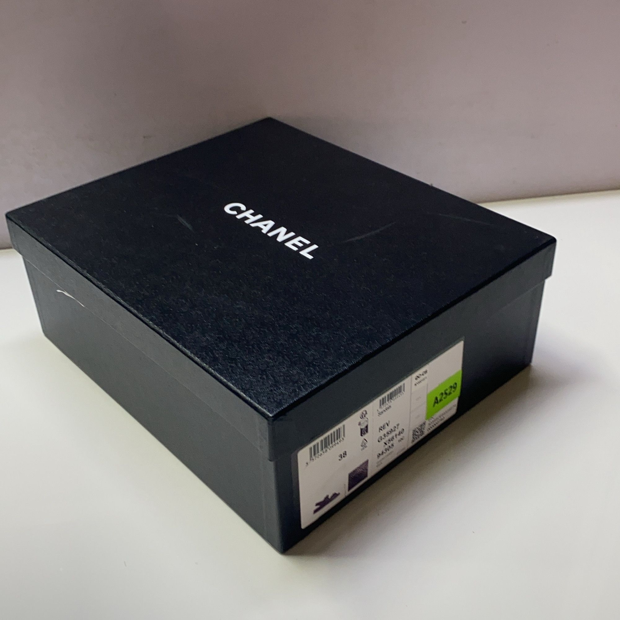 Chanel Chanel Quilted Leather Sandals Size 38 Size US 8 / IT 38 - 10 Thumbnail