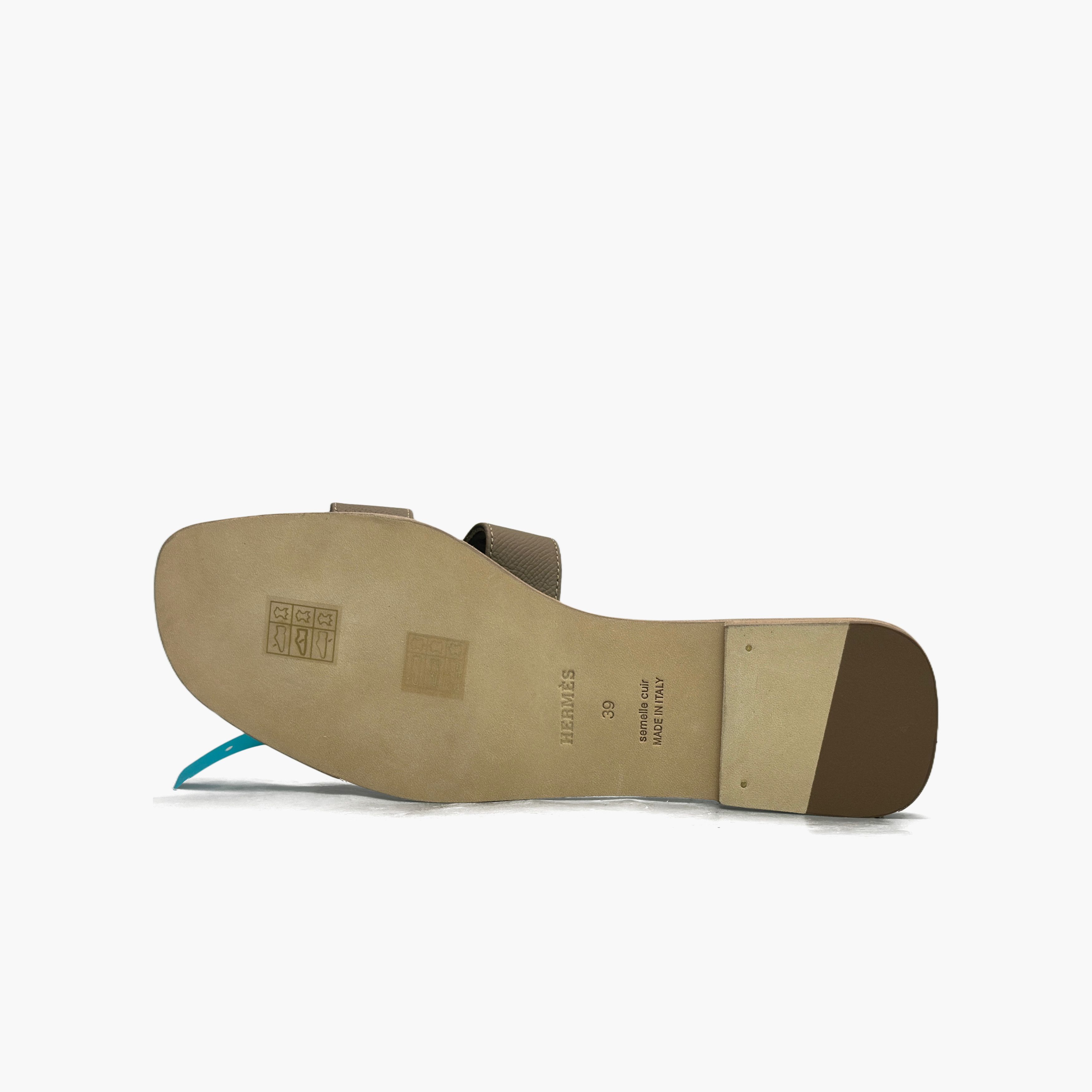 Hermes Hermès Oran Leather Sandals Size 39 Size US 9 / IT 39 - 8 Thumbnail