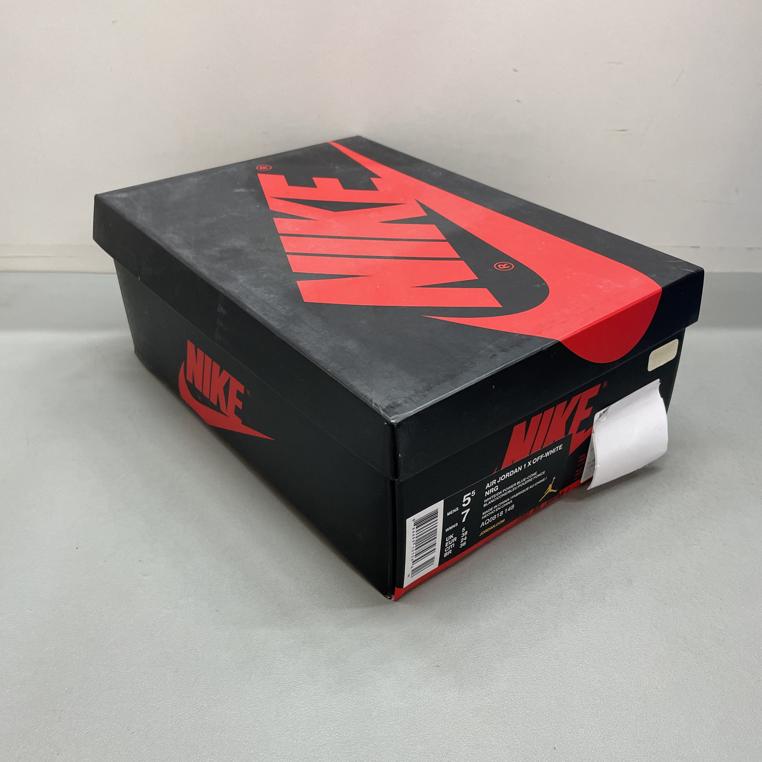 Jordan Brand Off-White x Jordan Air Jordan 1 UNC Sneakers Size 5.5 Size US 5.5 / EU 38 - 10 Thumbnail