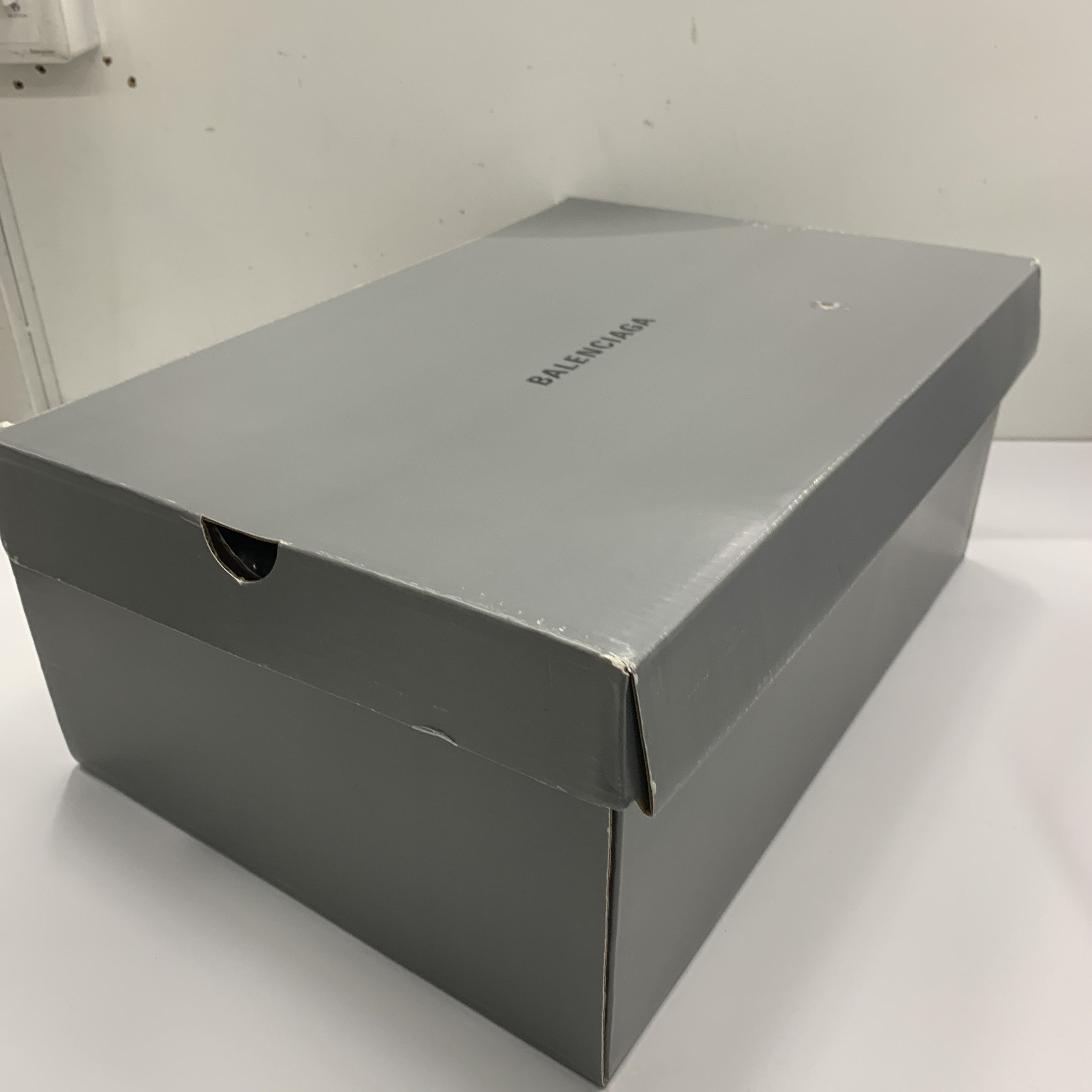 Balenciaga Balenciaga Cargo Sneakers Size 44 Size US 11 / EU 44 - 11 Thumbnail