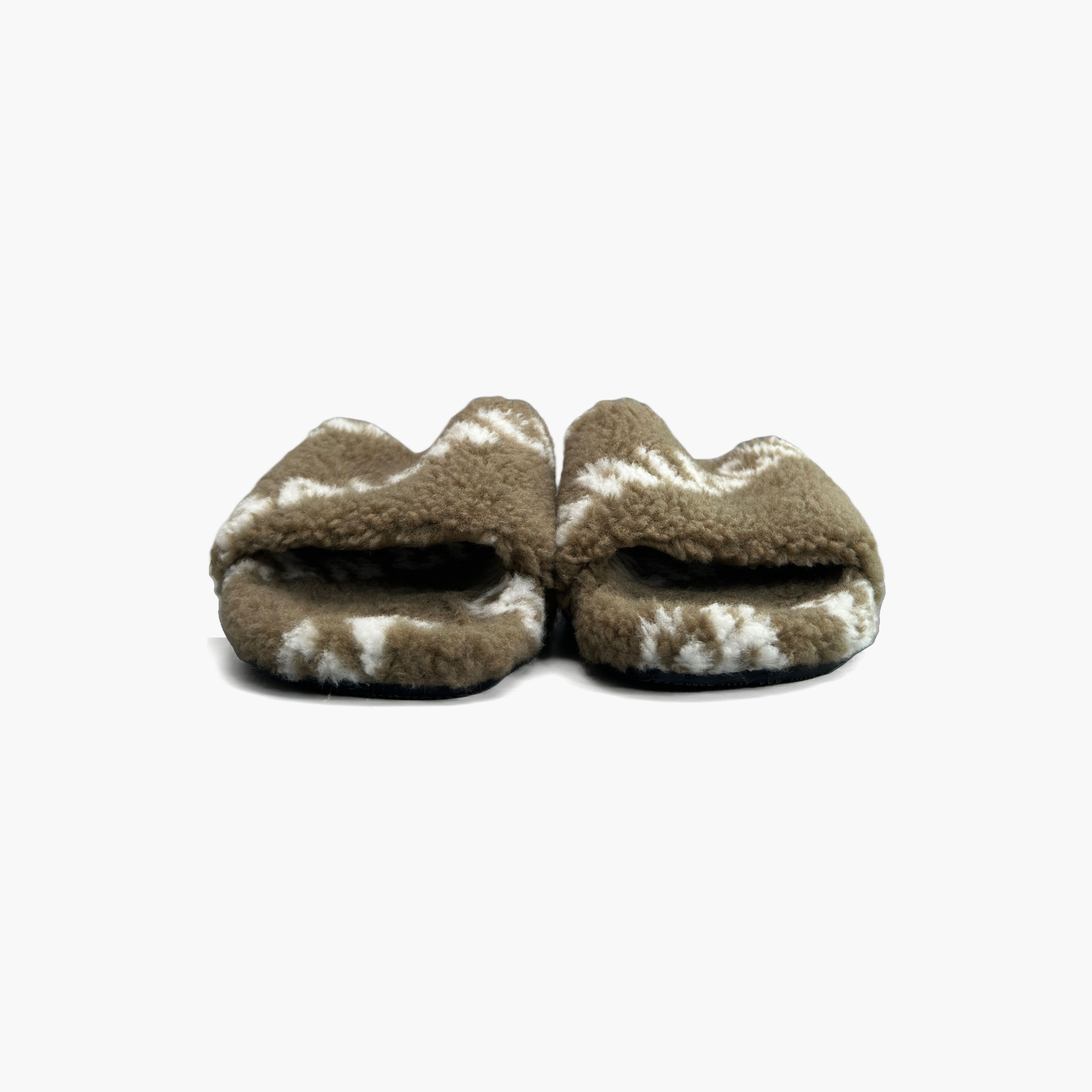 Balenciaga Balenciaga Furry Logo Slides Size 38 Size US 8 / IT 38 - 5 Thumbnail