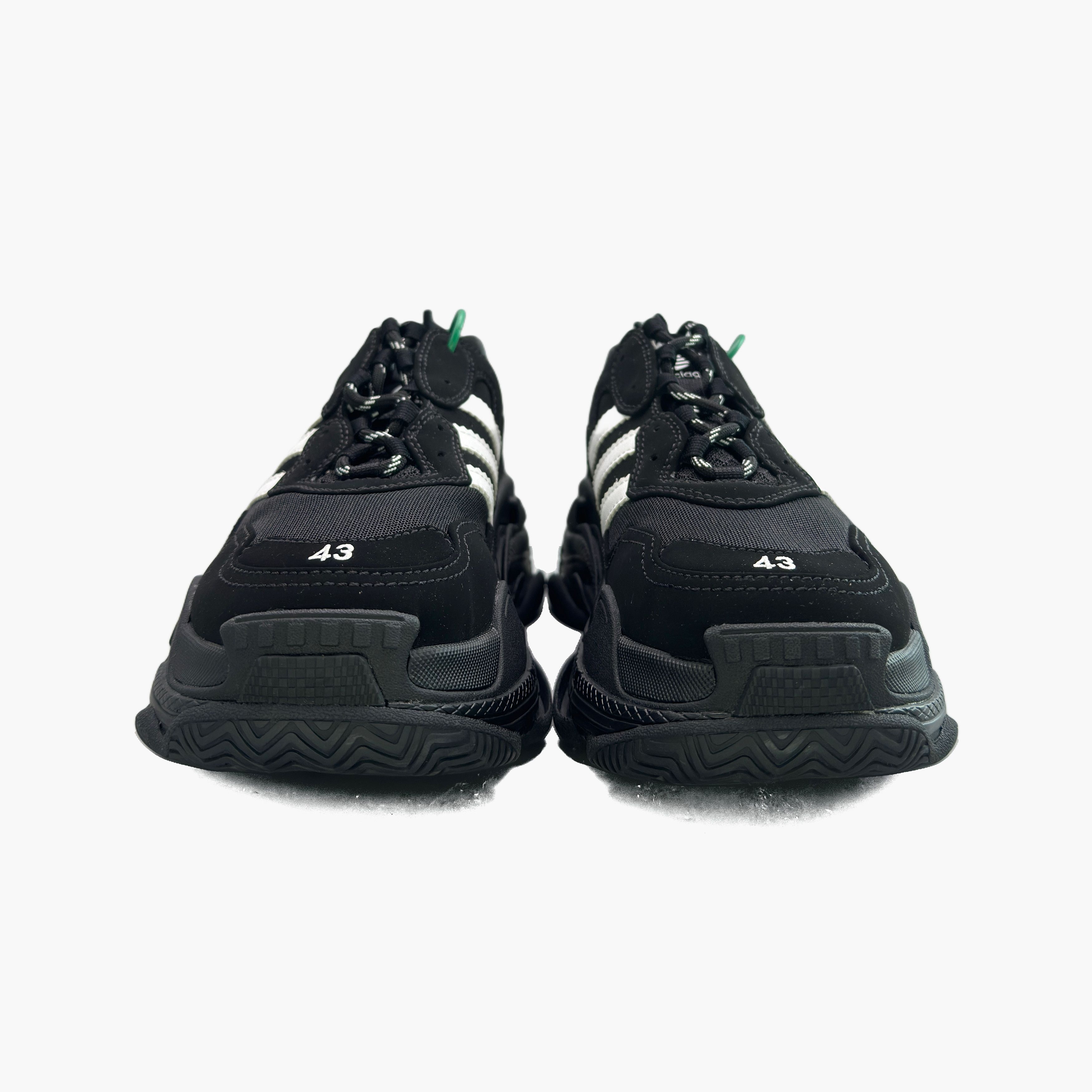 Balenciaga Balenciaga x Adidas Triple S Sneakers Size 10 Size US 10 / EU 43 - 5 Thumbnail