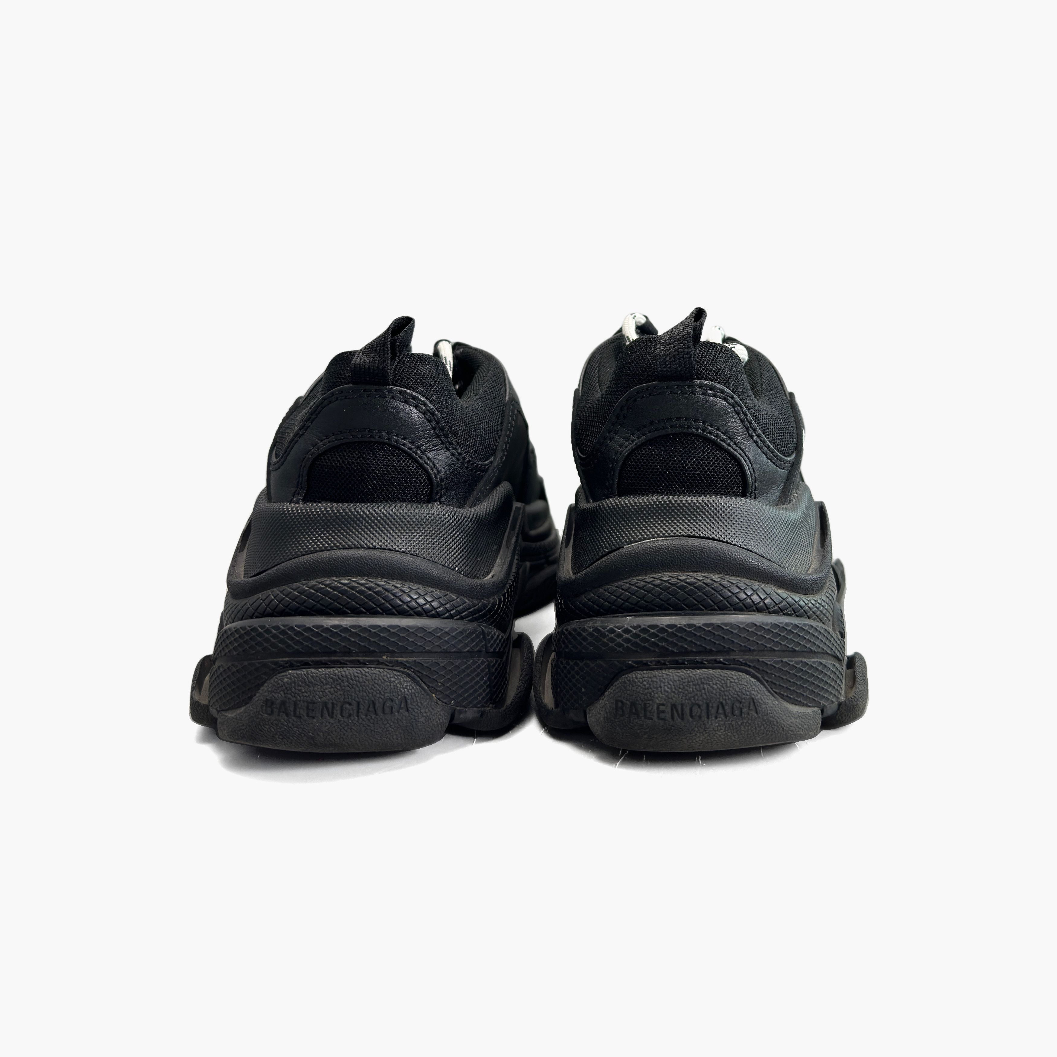 Balenciaga Balenciaga Triple S Sneakers Size 37 Size US 7 / IT 37 - 6 Thumbnail