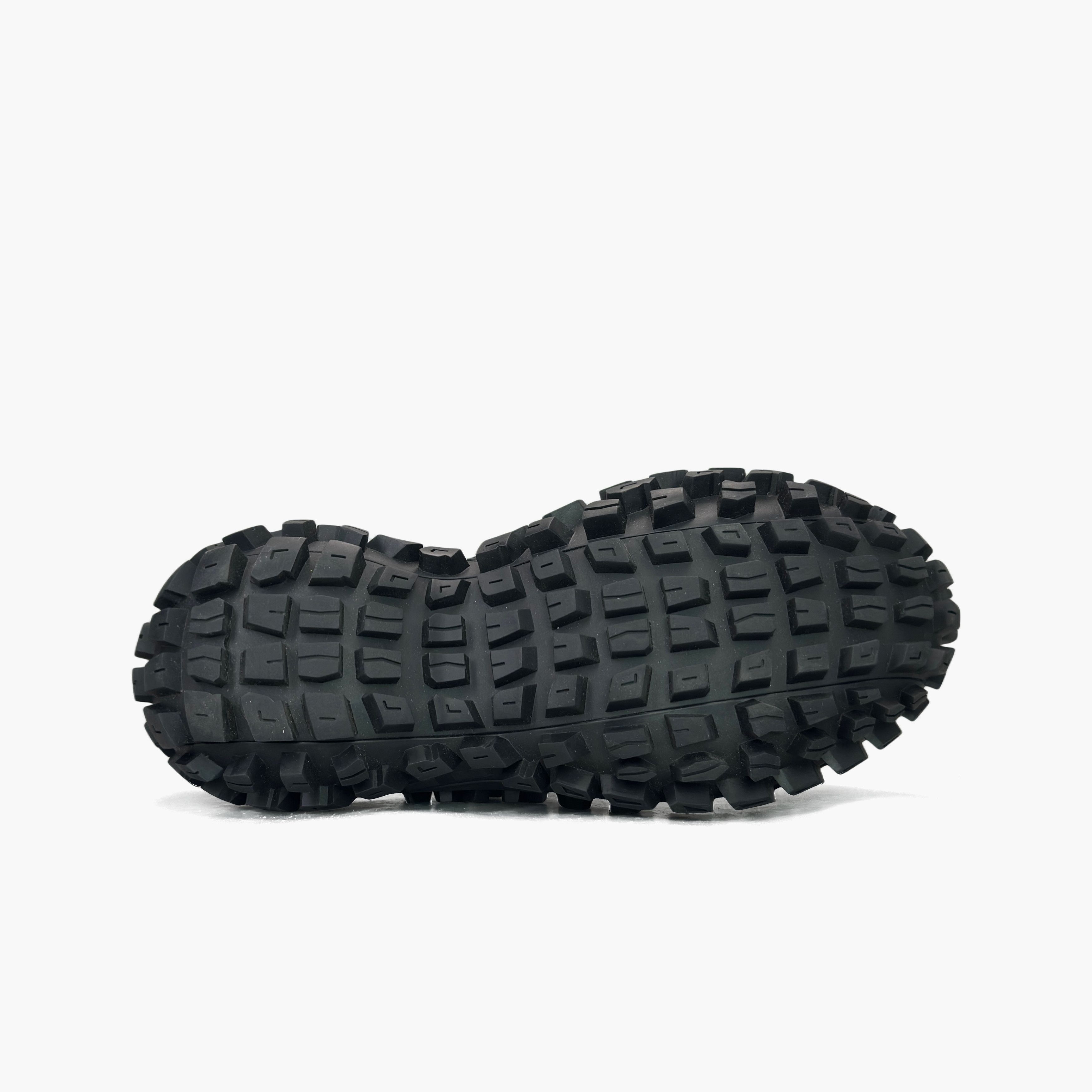 Balenciaga Balenciaga Defender Clogs Size 45 Size US 12 / EU 45 - 7 Thumbnail