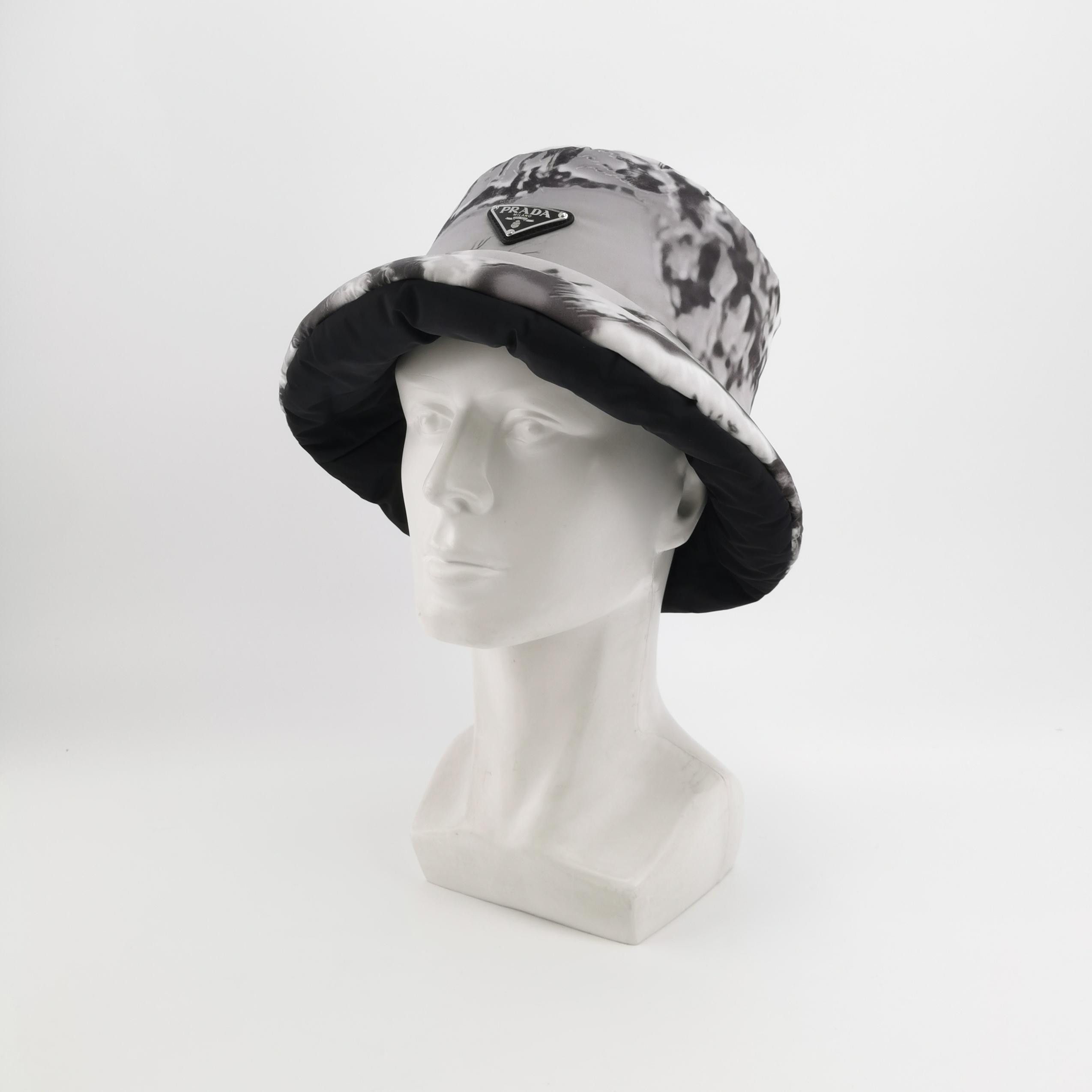 Prada Prada Tie Dye Bucket Hat Size M Size ONE SIZE - 2 Thumbnail