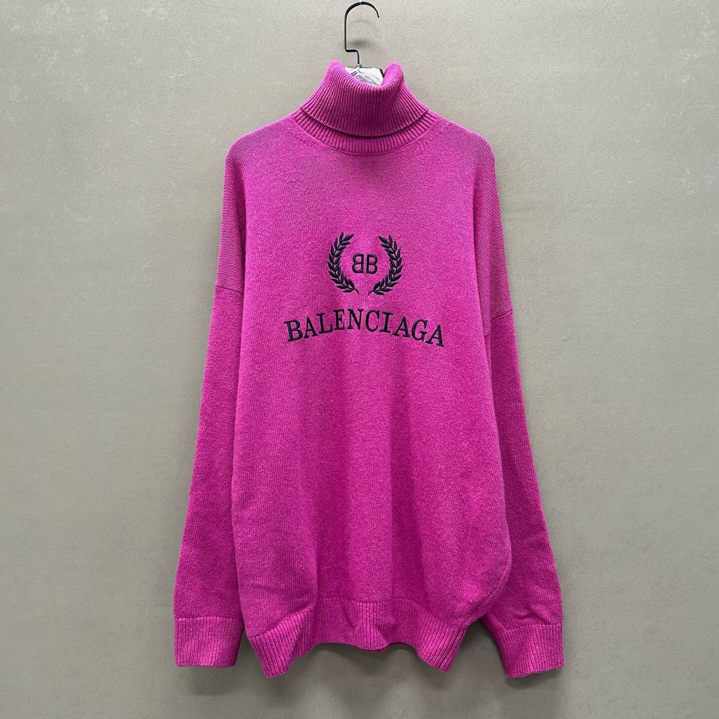 Balenciaga Balenciaga Pink Logo Turtleneck Sweater Size XS Size US XS / EU 42 / 0 - 2 Thumbnail