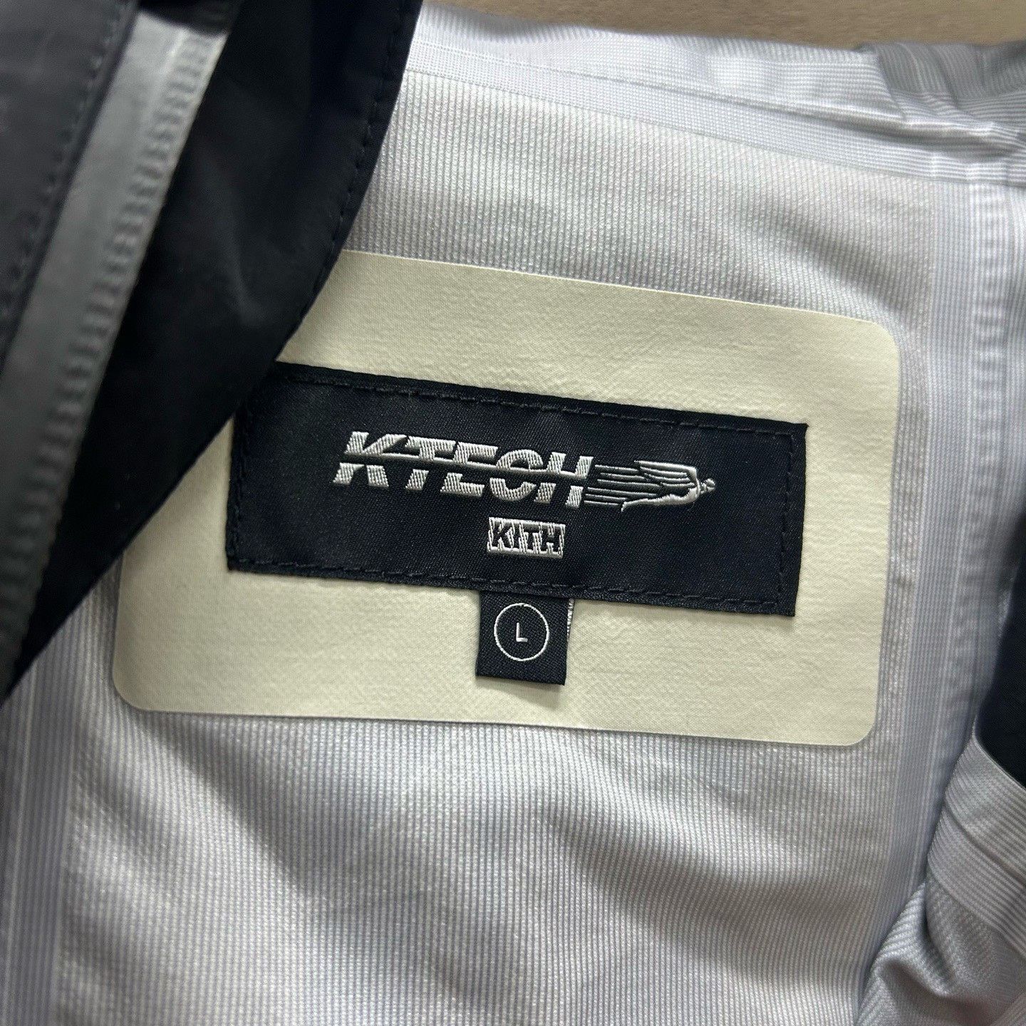 Kith Kith KTech Logo Windbreaker Jacket Size L Size US L / EU 52-54 / 3 - 5 Thumbnail