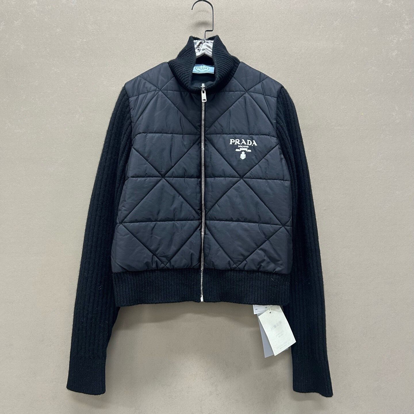 Prada Prada Logo Quilted Knit Jacket Size IT 40 Size S / US 4 / IT 40 - 2 Thumbnail
